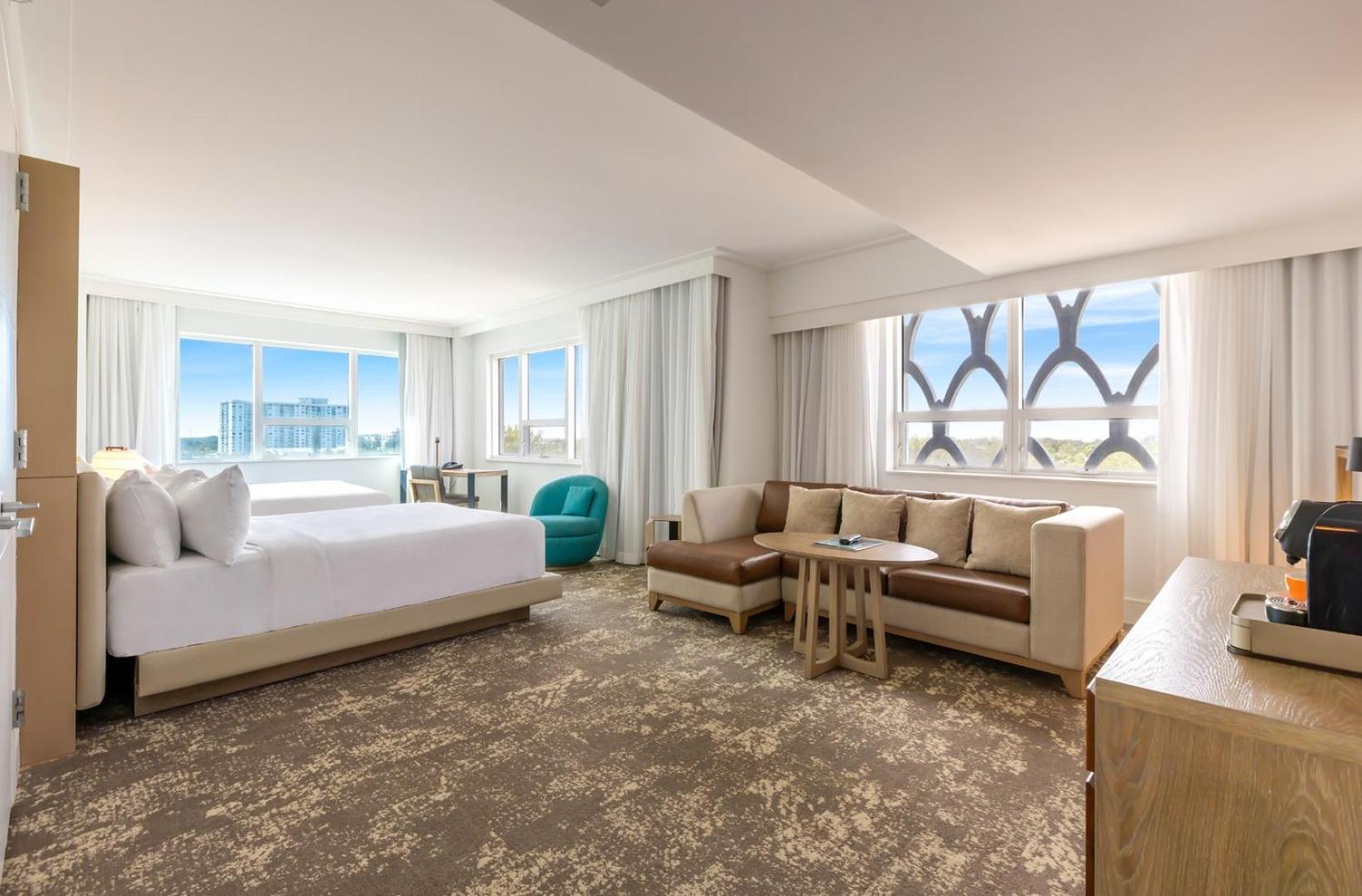 Bay View Suite Two Queens - Photo 1