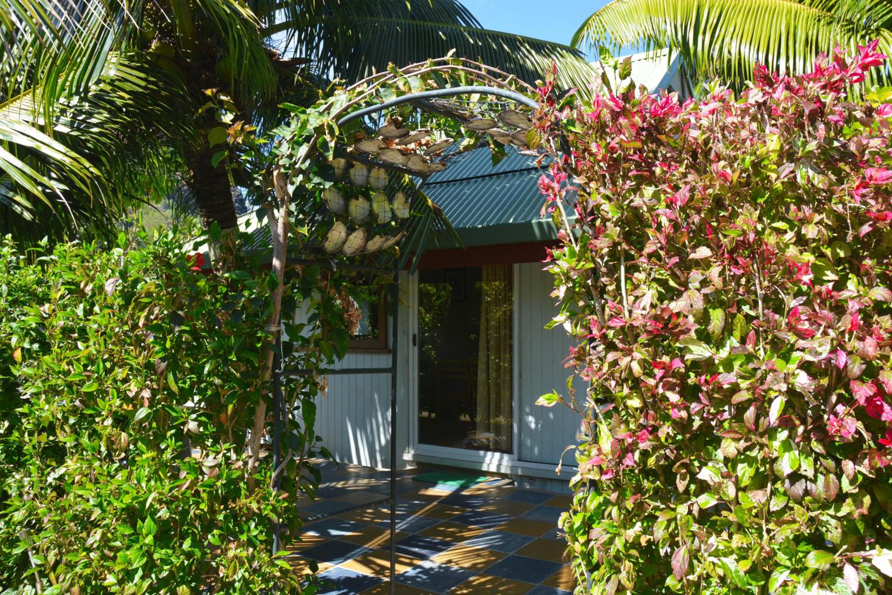 Bungalow with Garden View photo 1