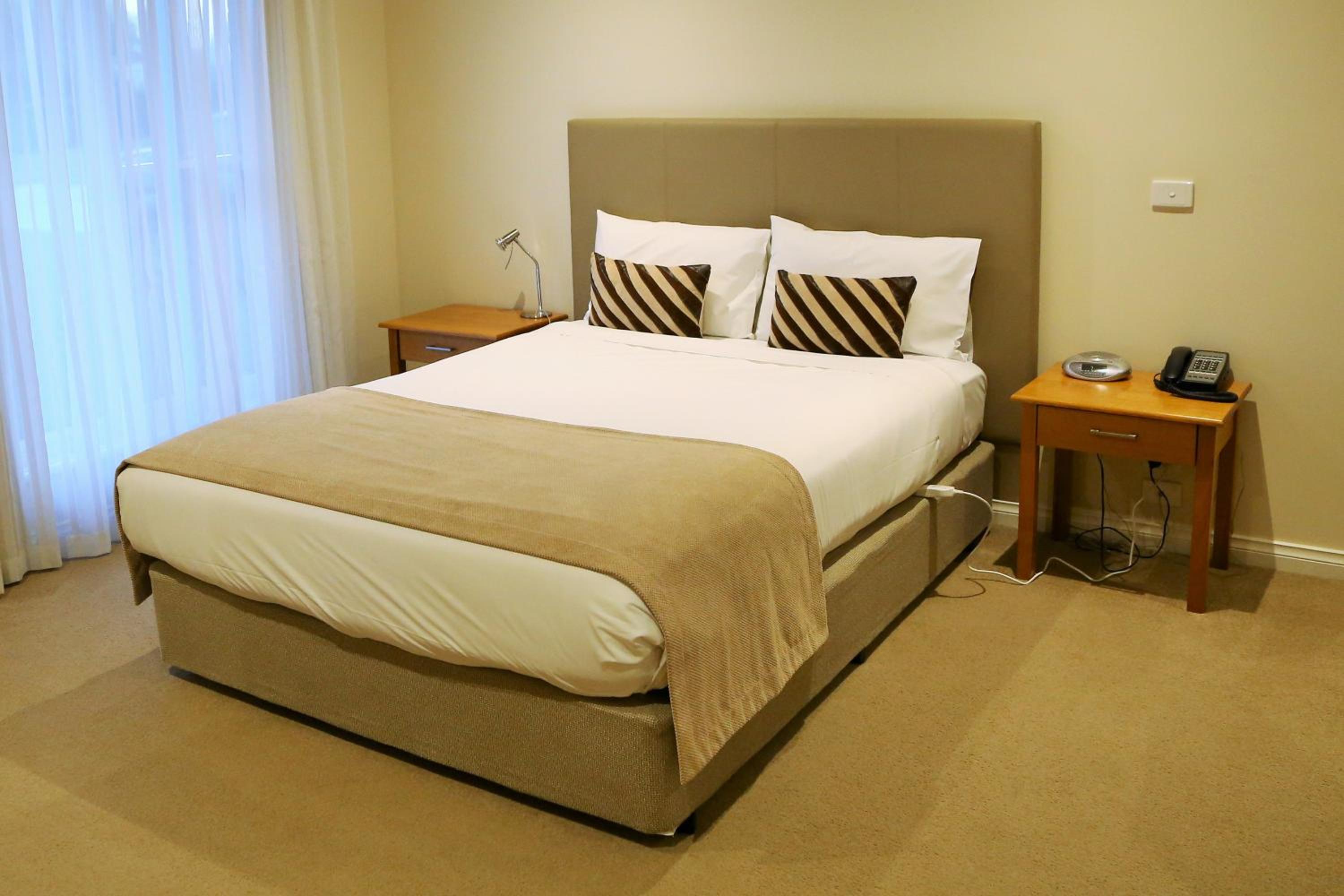 Deluxe Double Room with Extra Bed - Photo 2