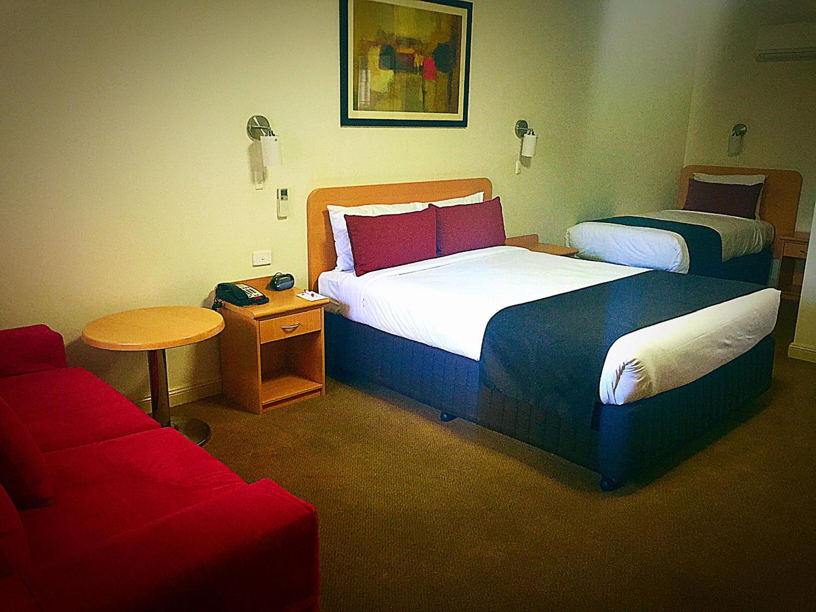 Queen Room - 2  photo 2