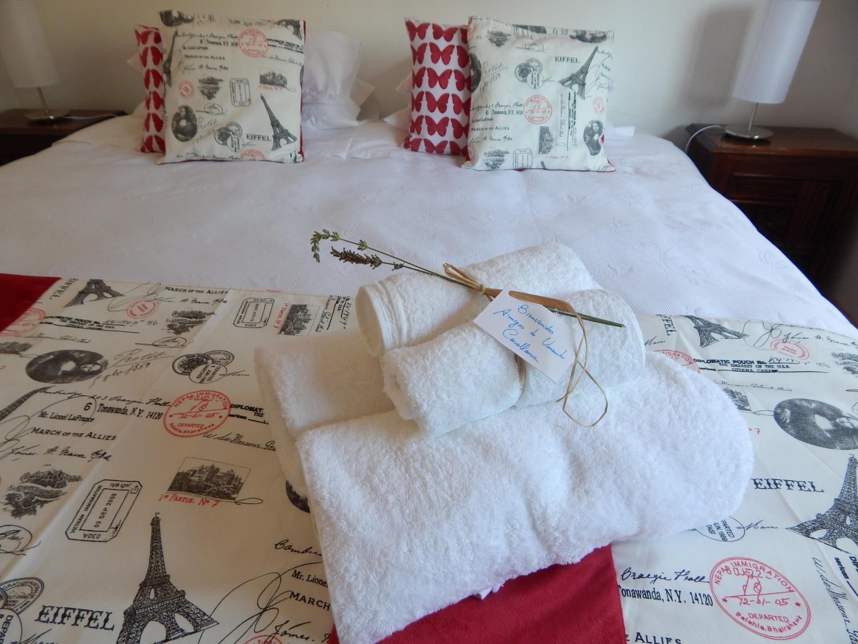 Double or Twin Room with Private Bathroom photo 2