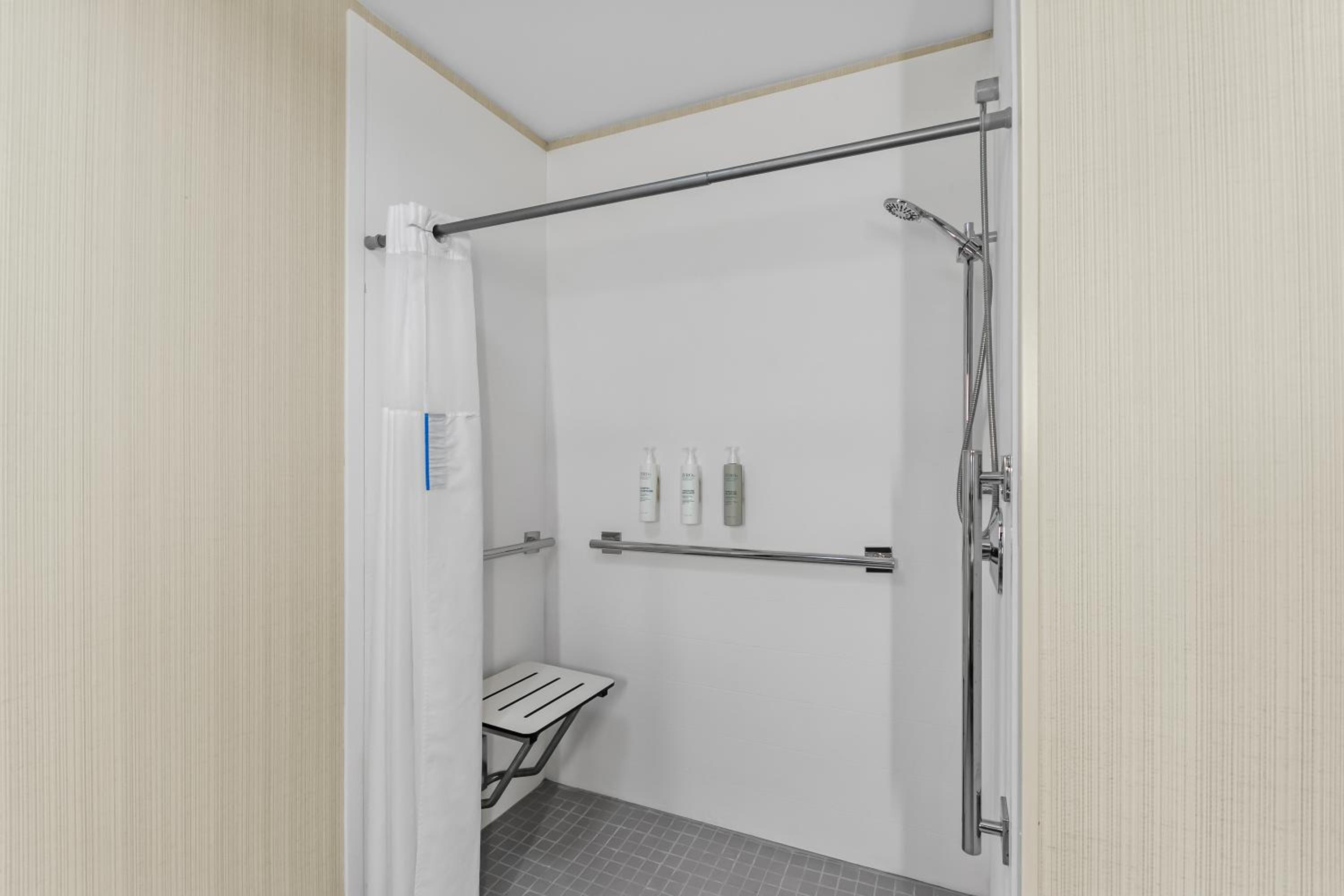 King Room with Roll-In Shower - Mobility and Hearing Access