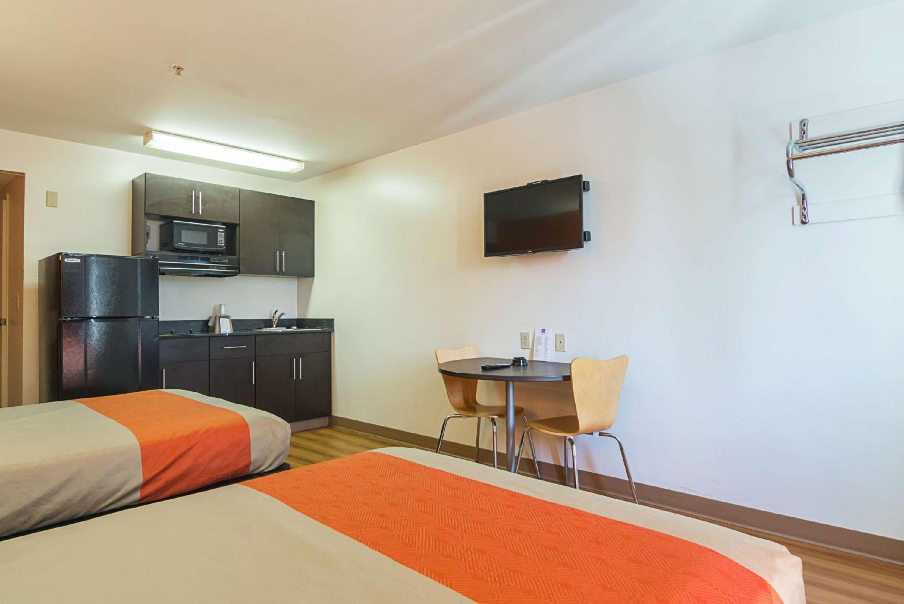 Deluxe Quadruple Room - Non-Smoking - Photo 5
