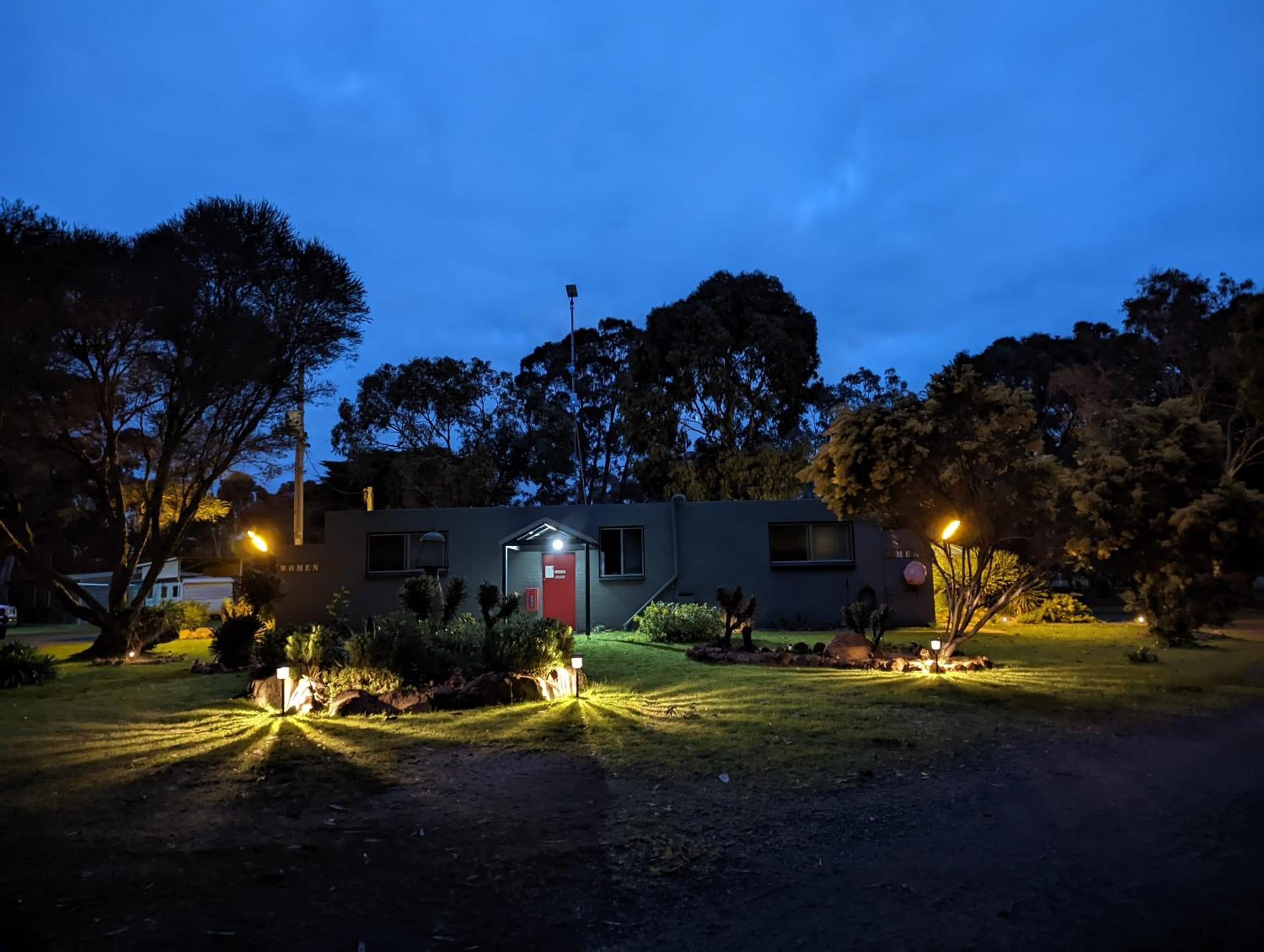 Unpowered Sites for Caravans (Parking lot, No Beds) photo 3