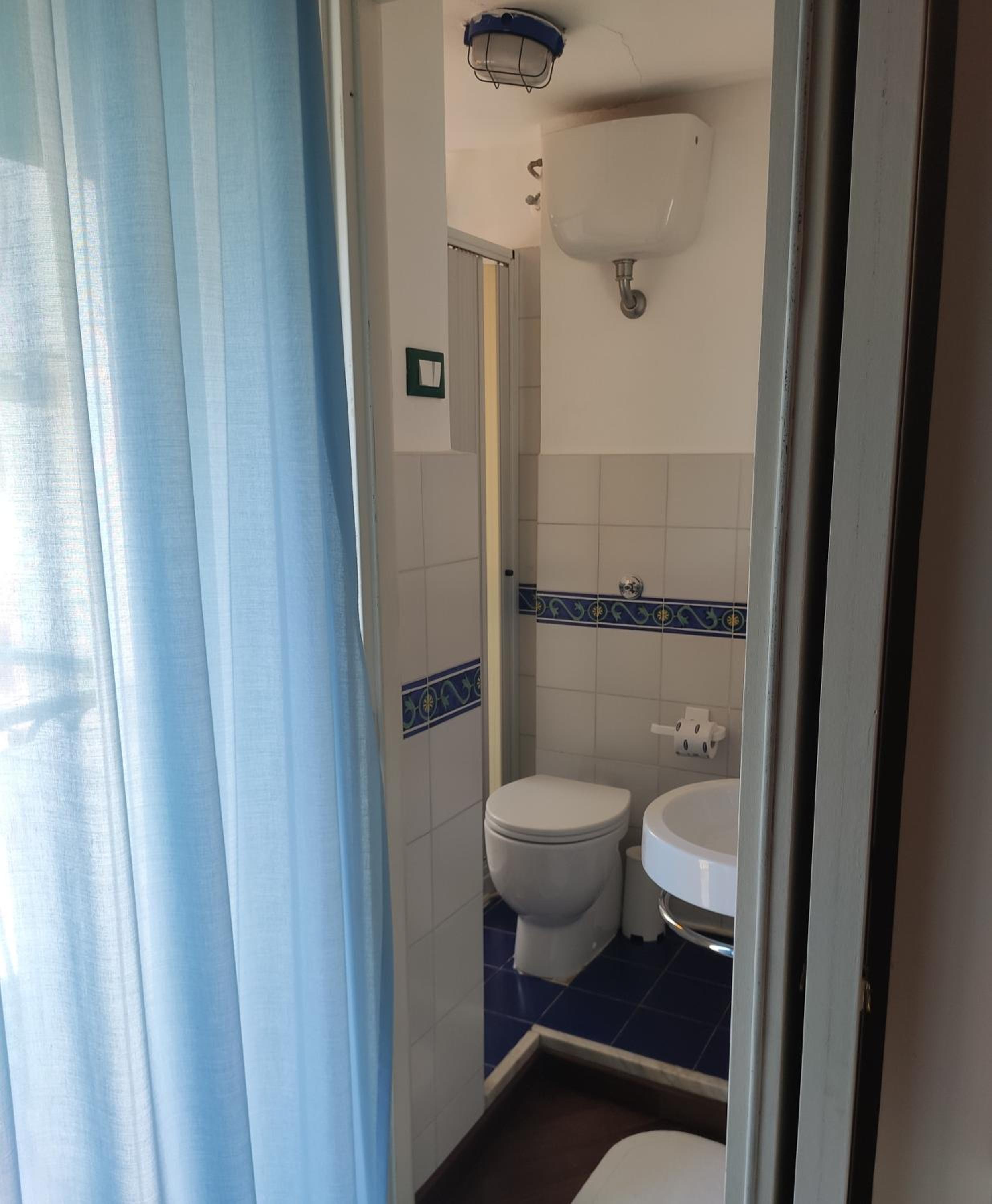 One-Bedroom Apartment with Sea View photo 3