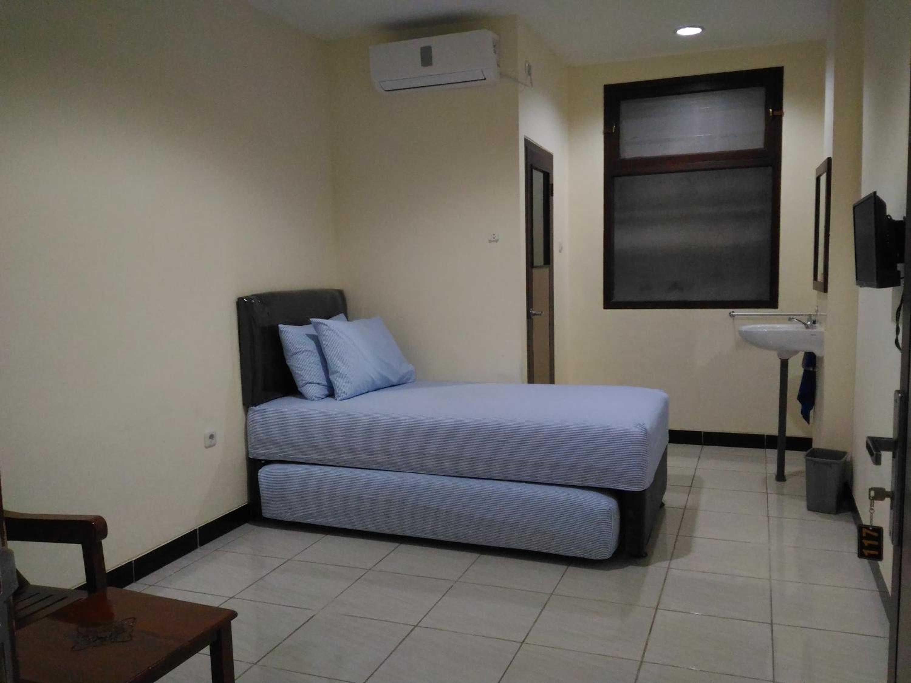 Superior Twin Room - Photo 1