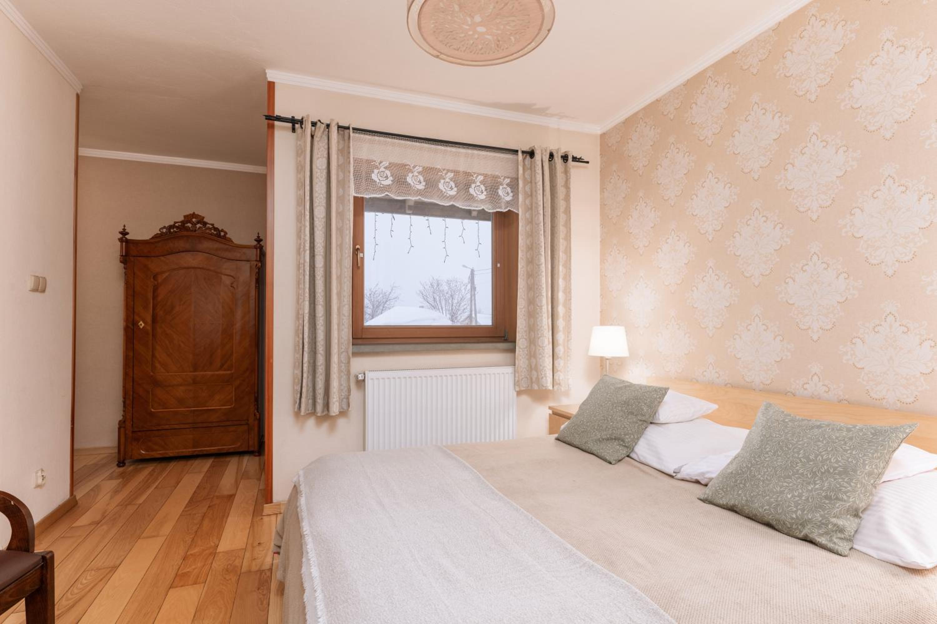 Budget Double Room photo 2