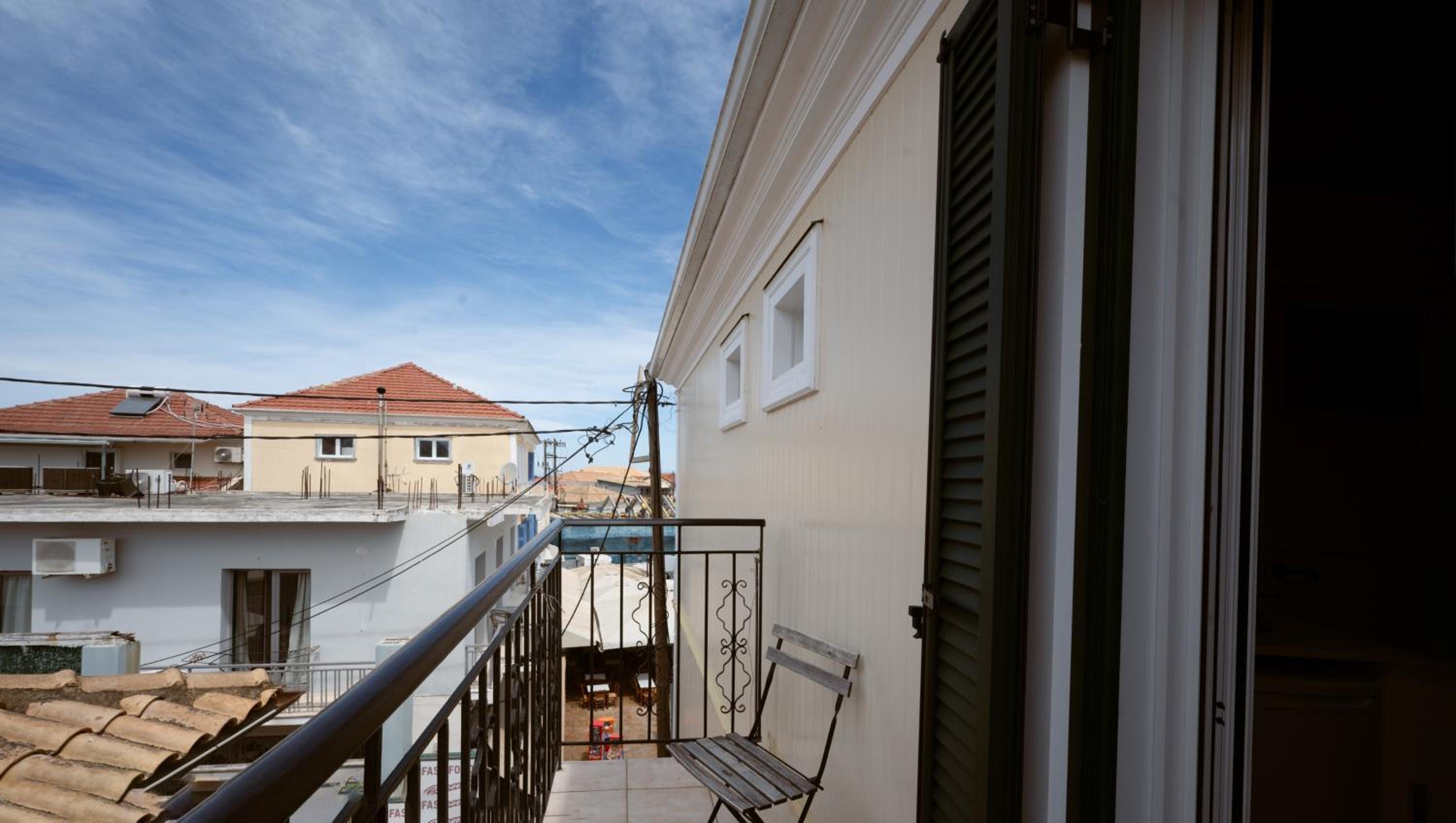 Studio with Balcony