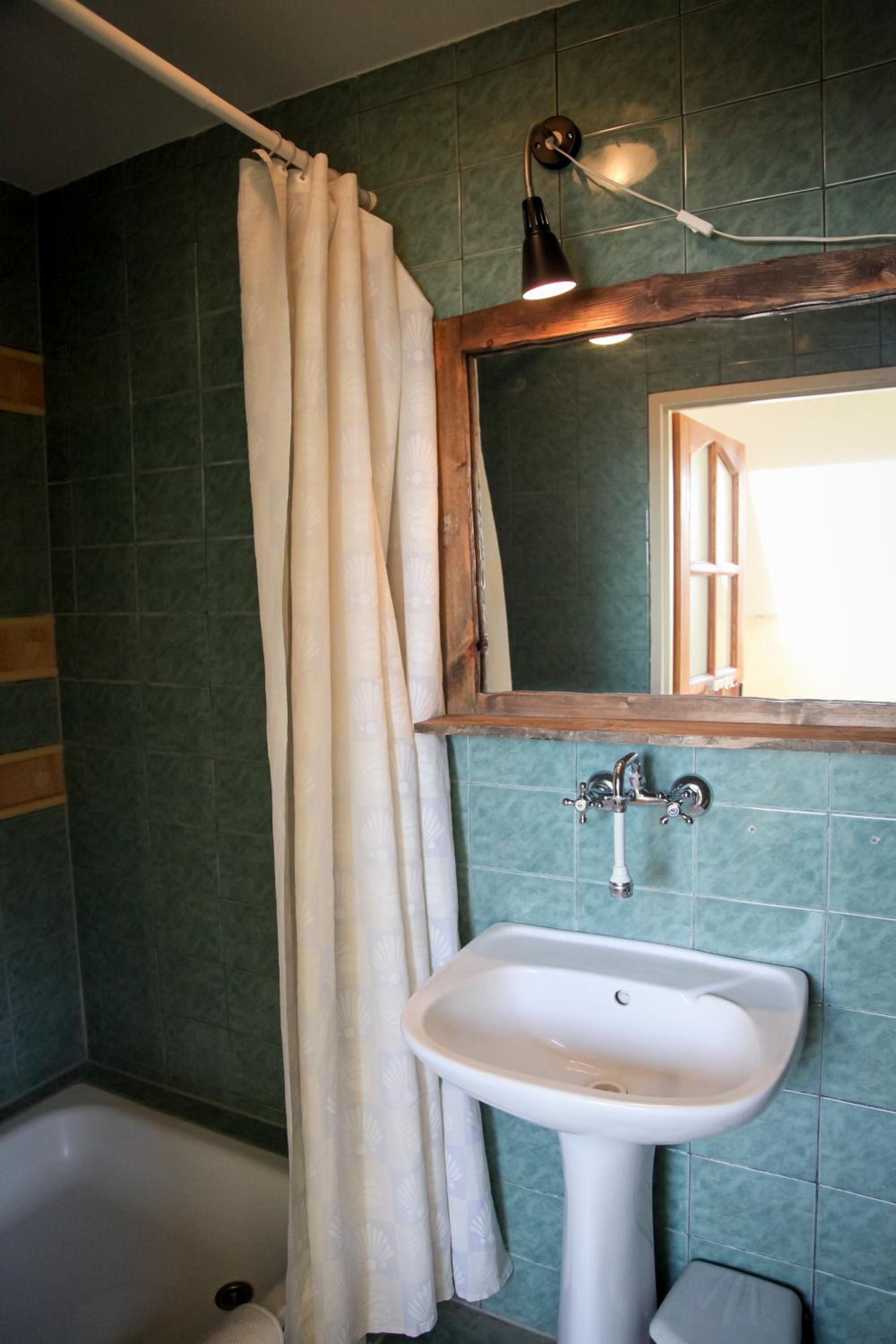 Double Room with Private Bathroom photo 2