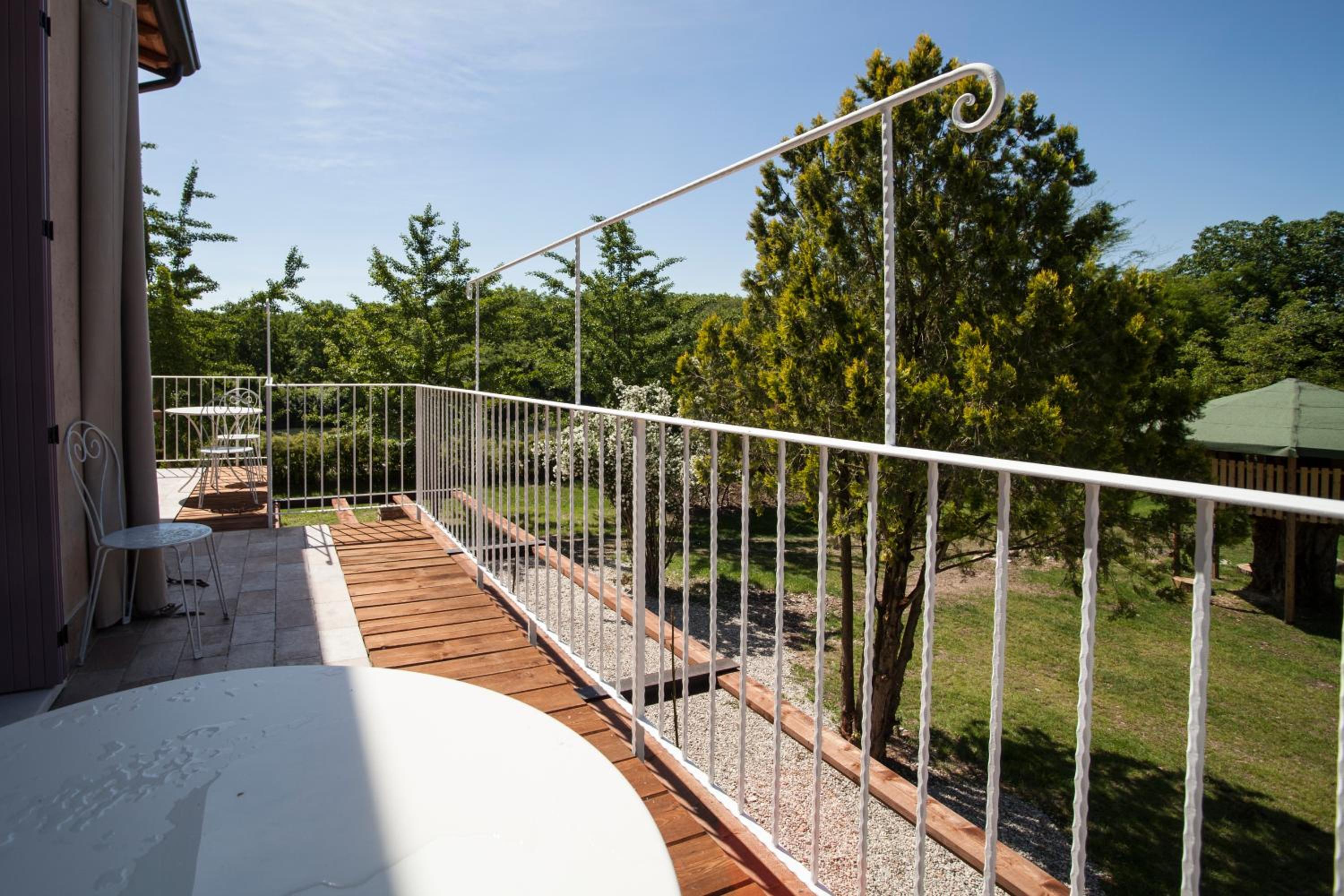 Triple Room with Garden View photo 2