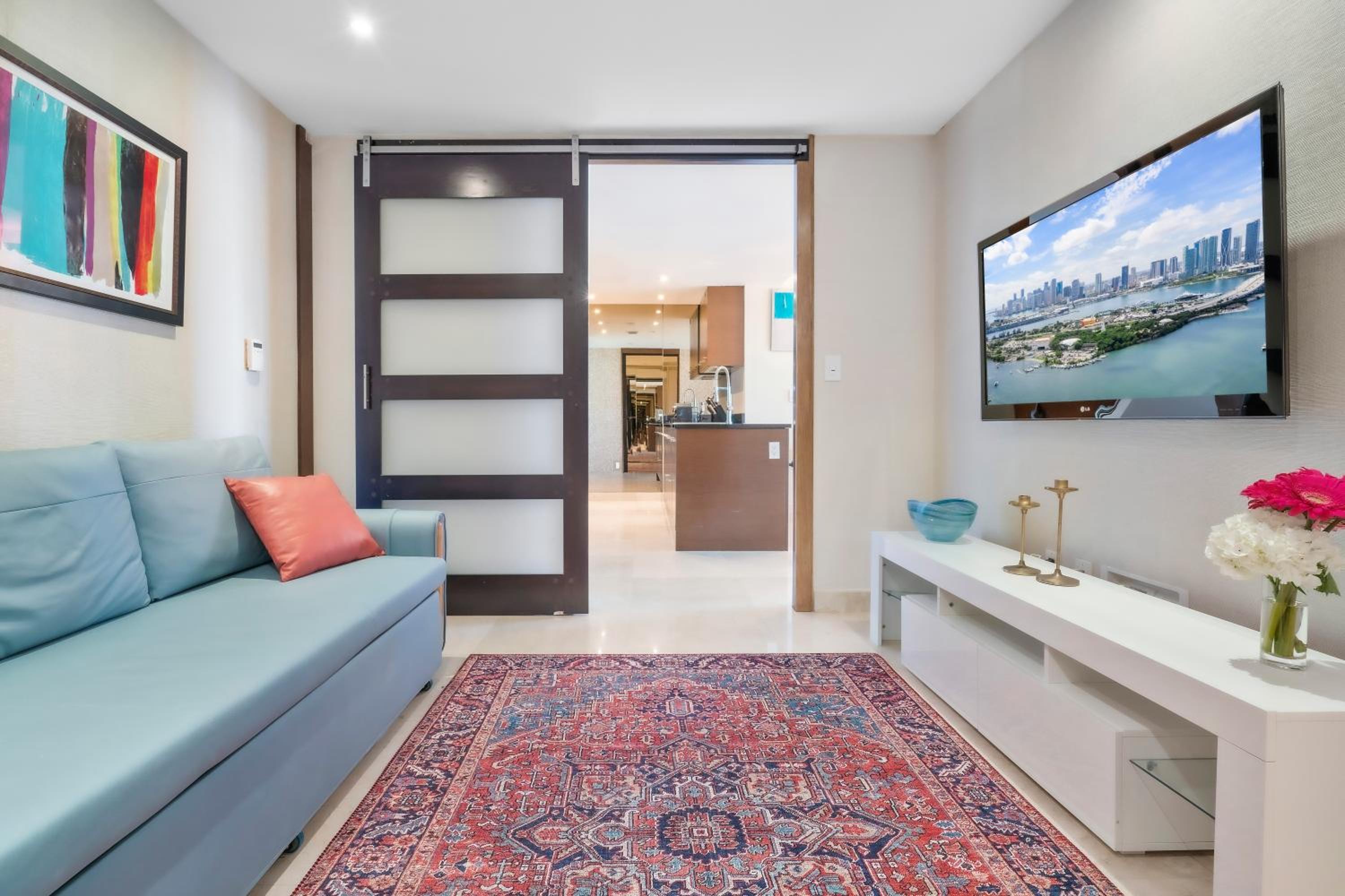 One-Bedroom Family Apartment thumbnail 6