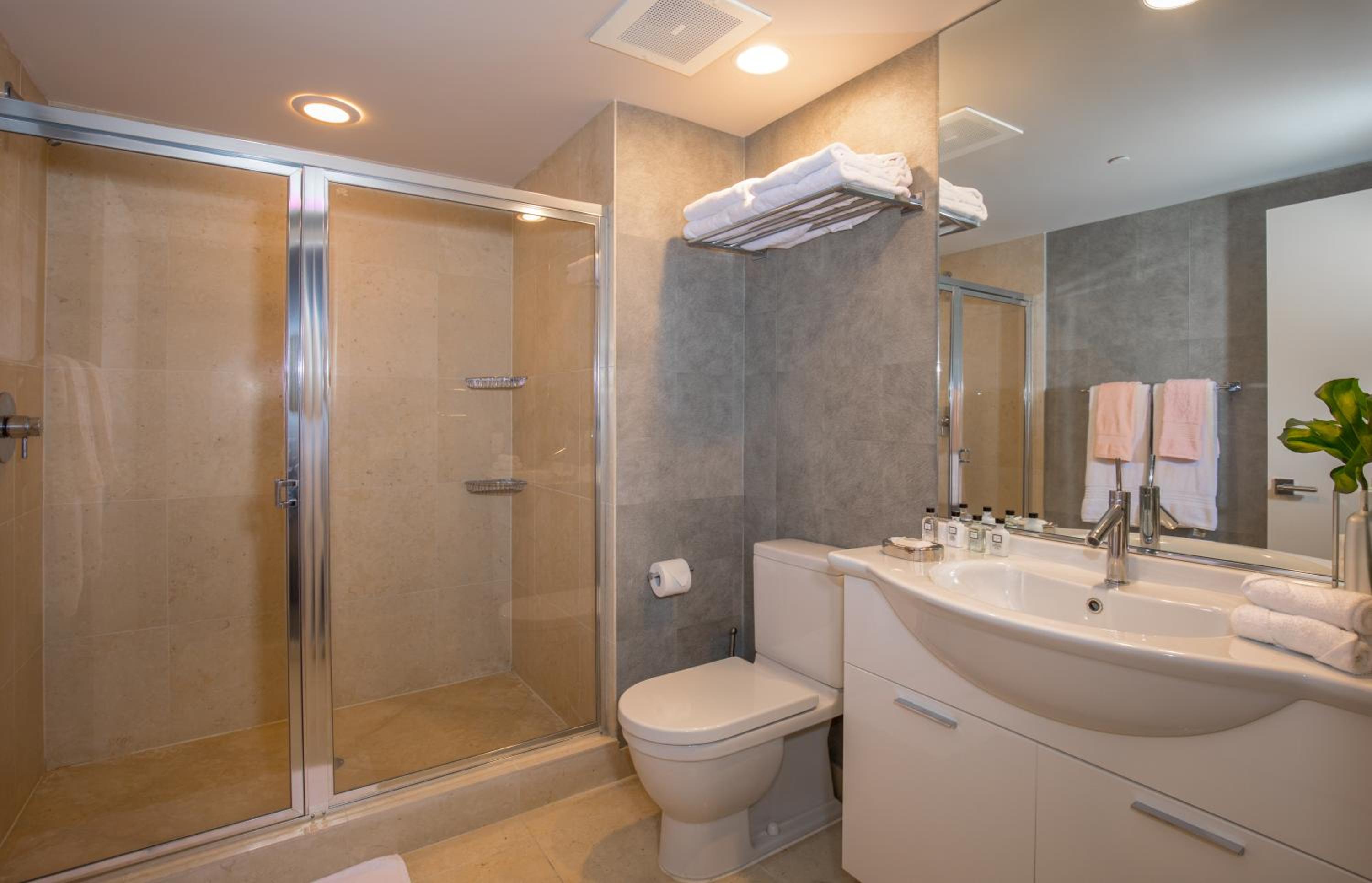 Two-Bedroom Apartment - Oceanfront