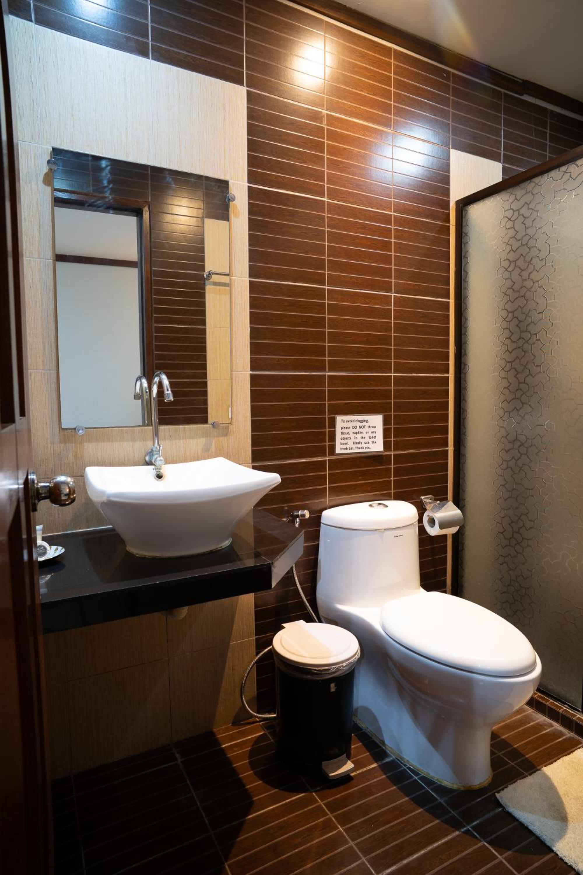 King Suite - Photo 6