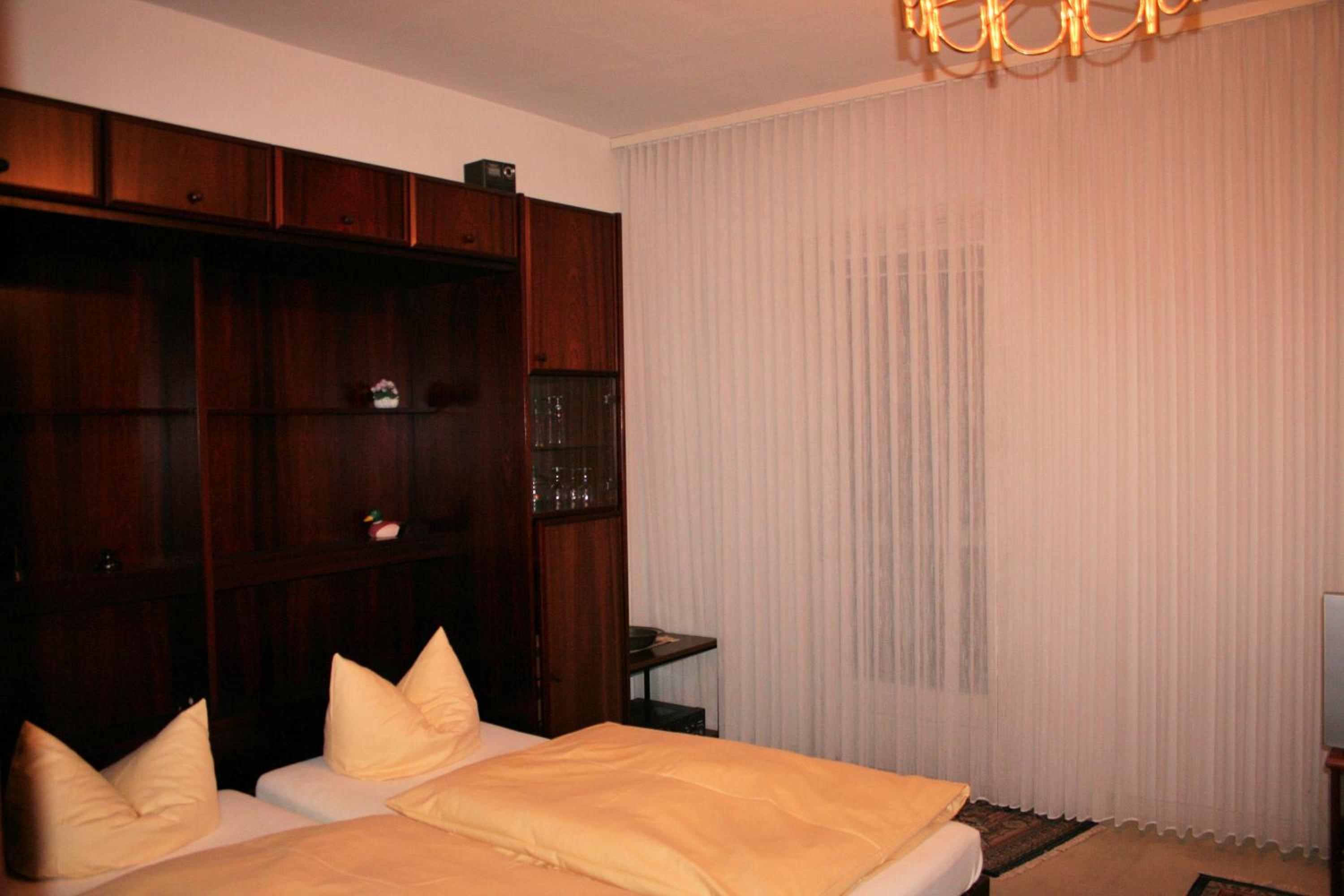 Double Room - Photo 4
