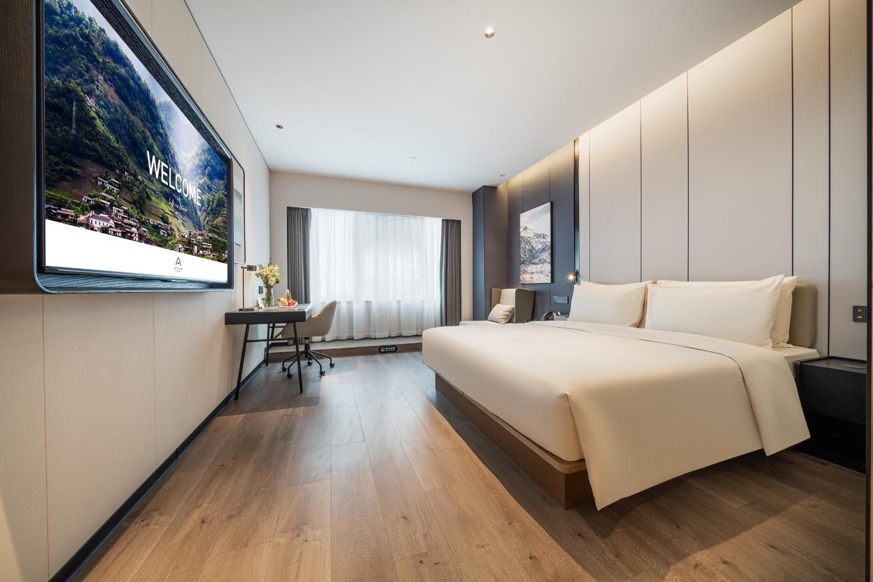 Elegant Double Room photo 3