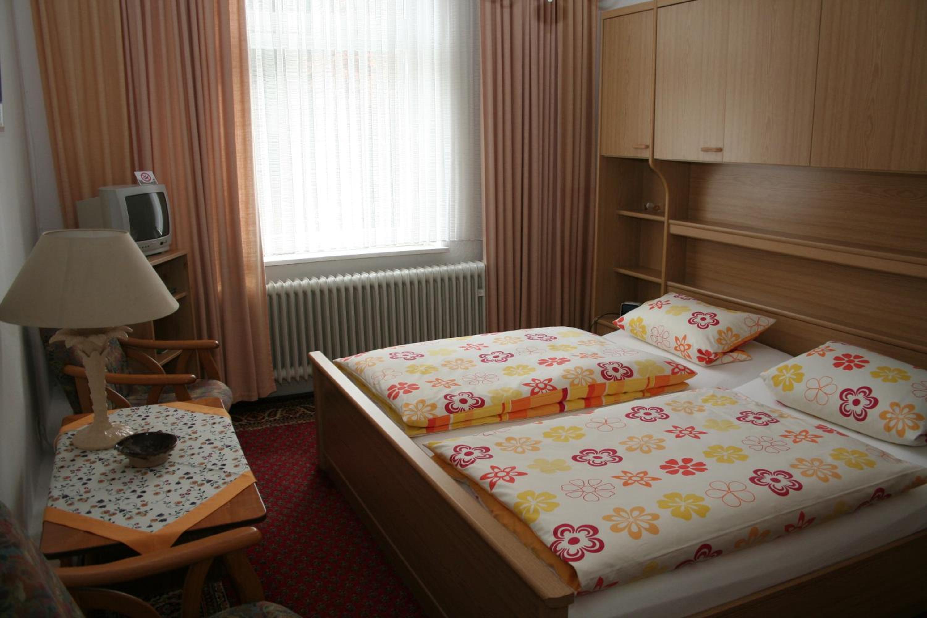 Double Room - Photo 2