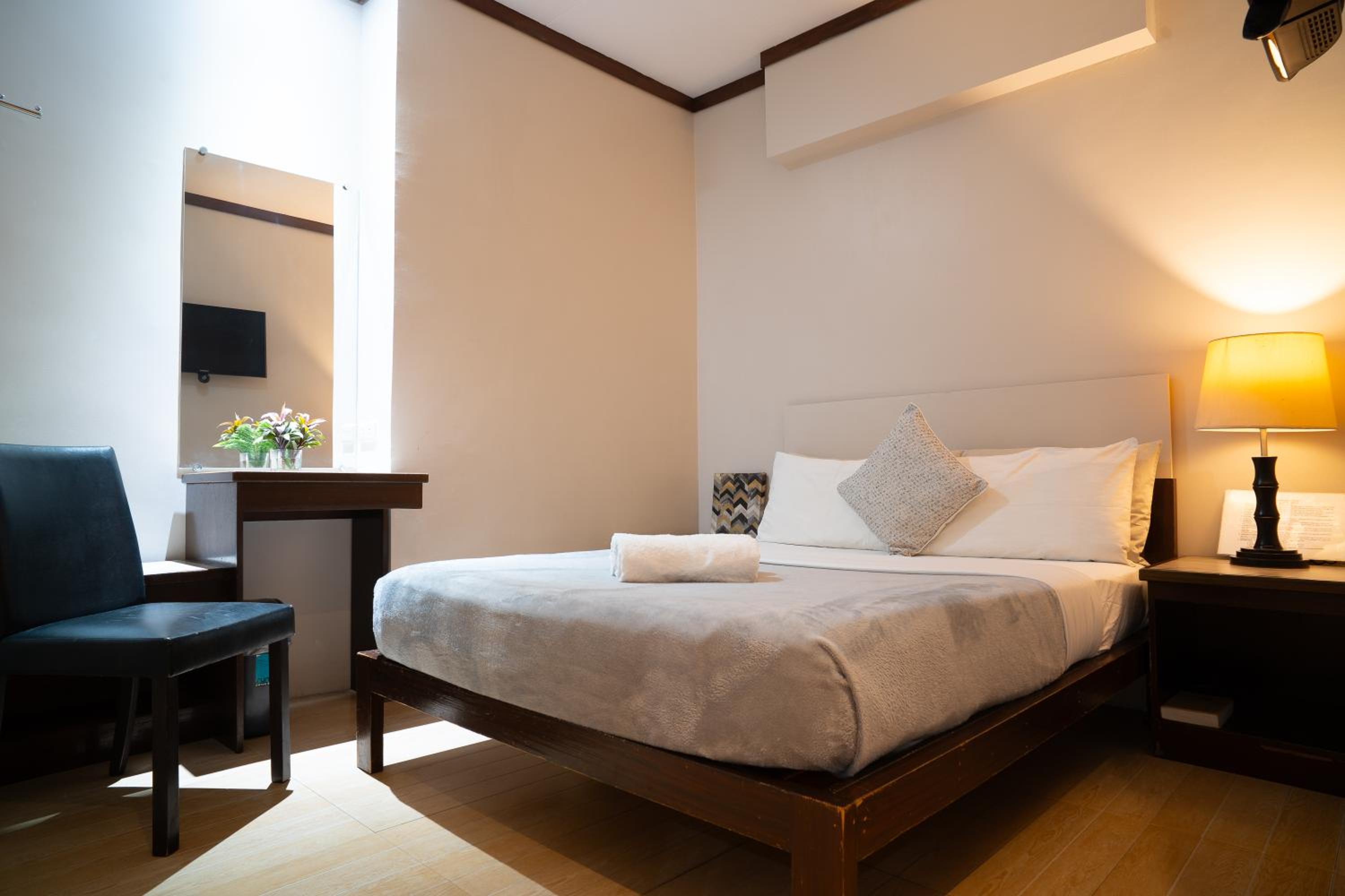Deluxe Room - Photo 4
