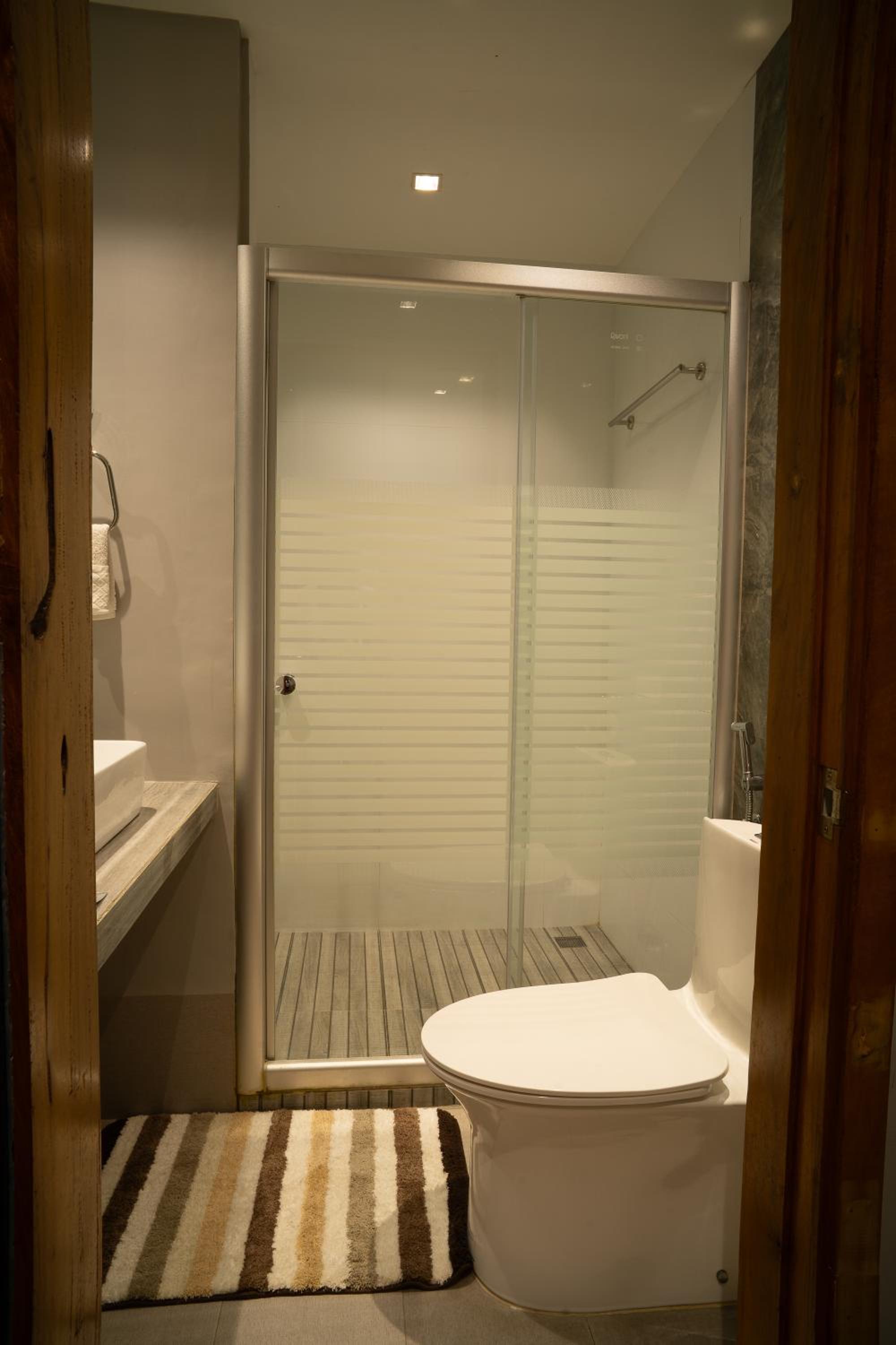 King Suite - Photo 3