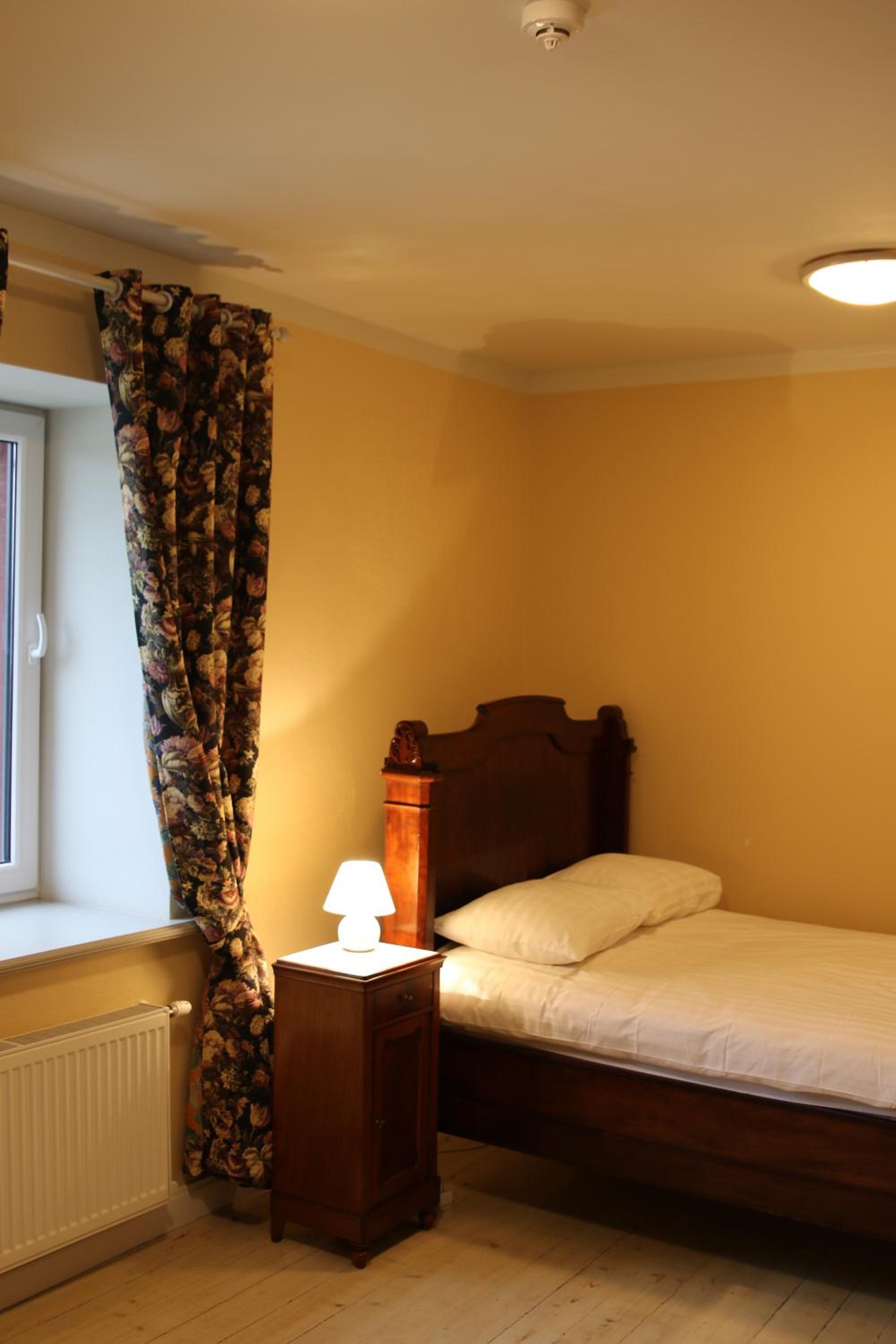 Family Room - Photo 14