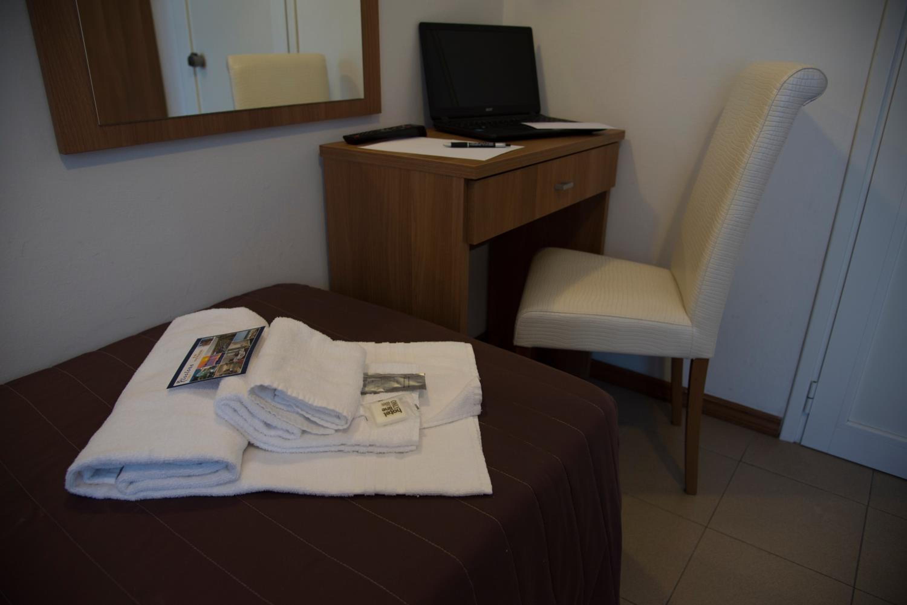 Standard Single Room with Sea View