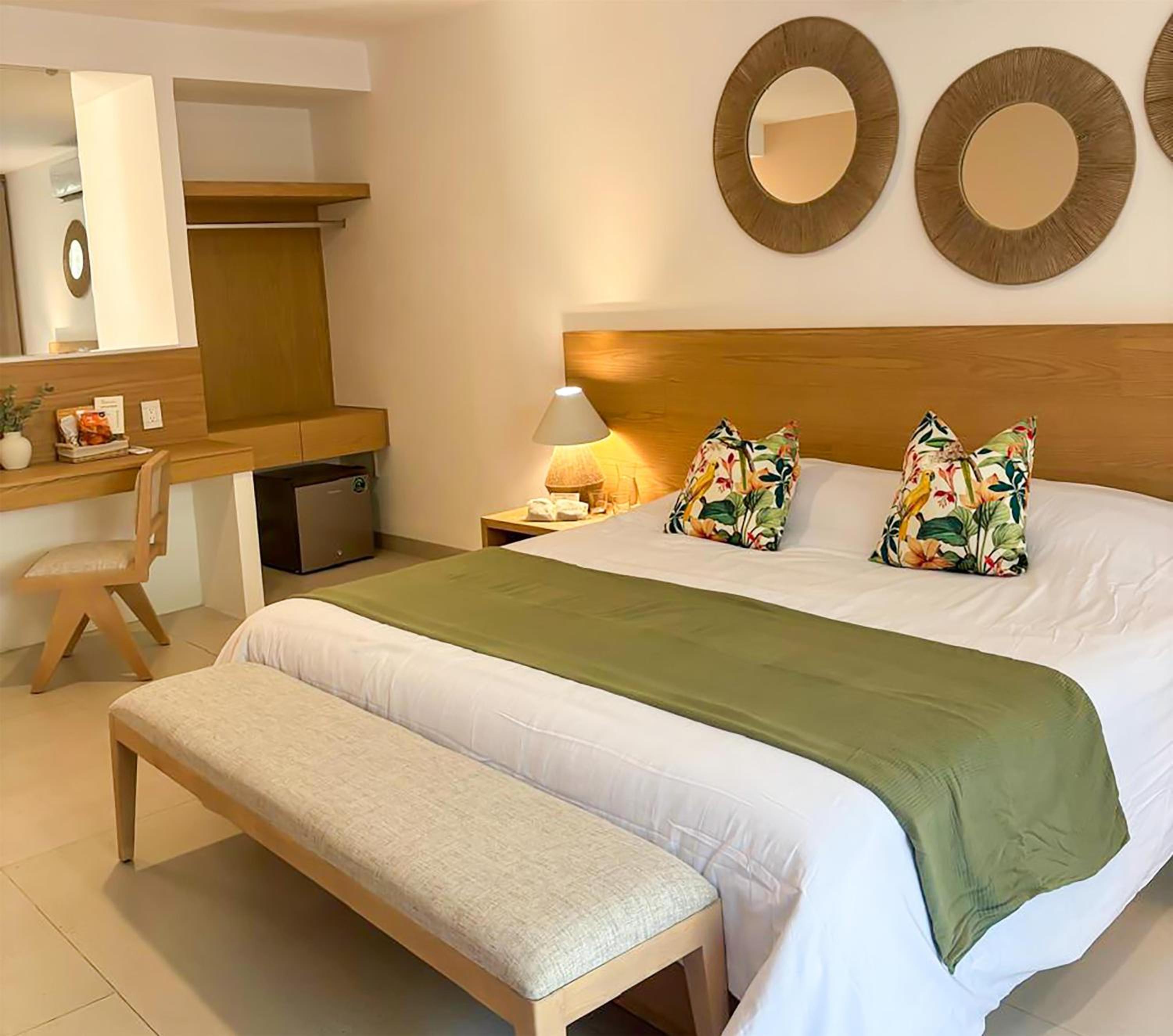 Standard King Room