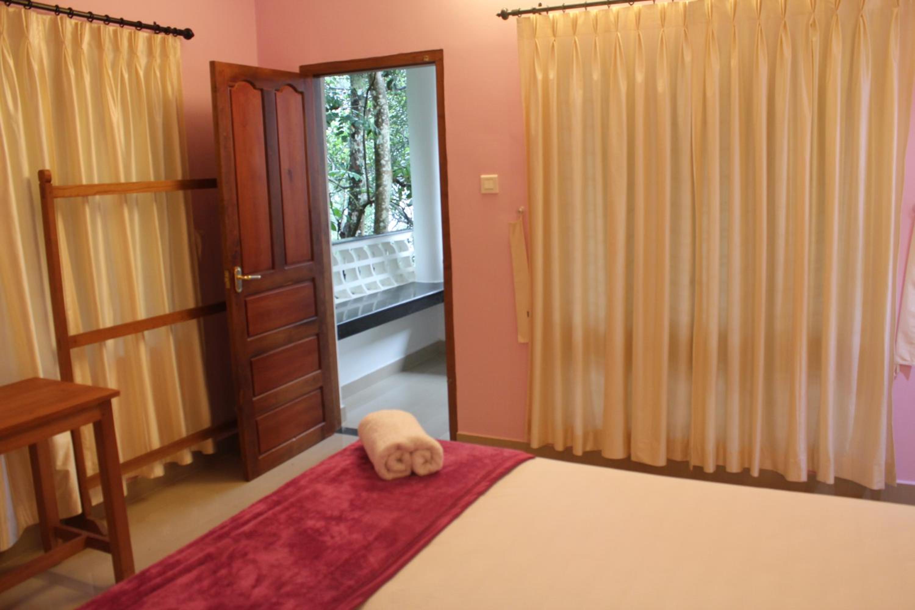 Deluxe Double Room - Photo 6