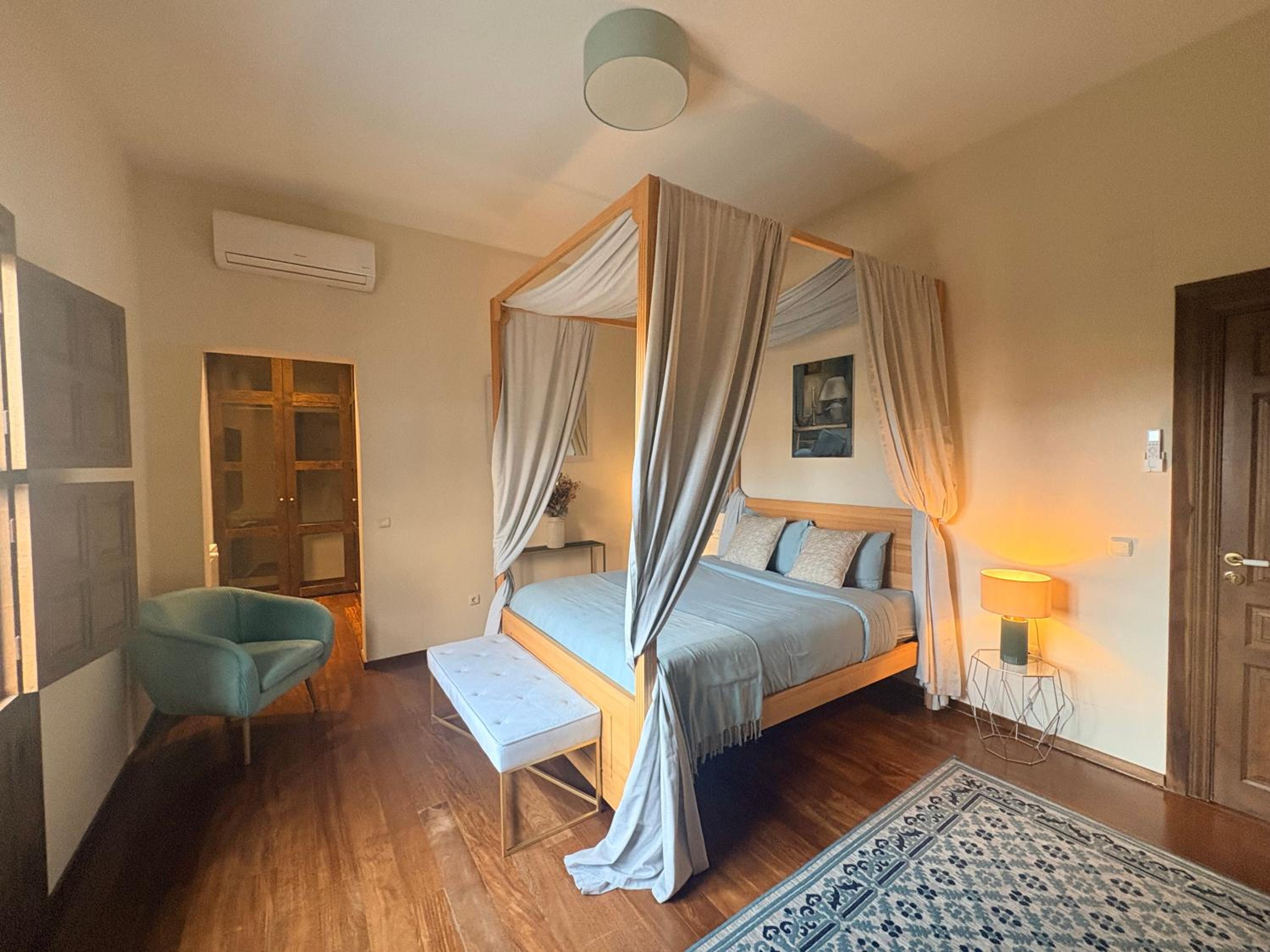 Deluxe Villa