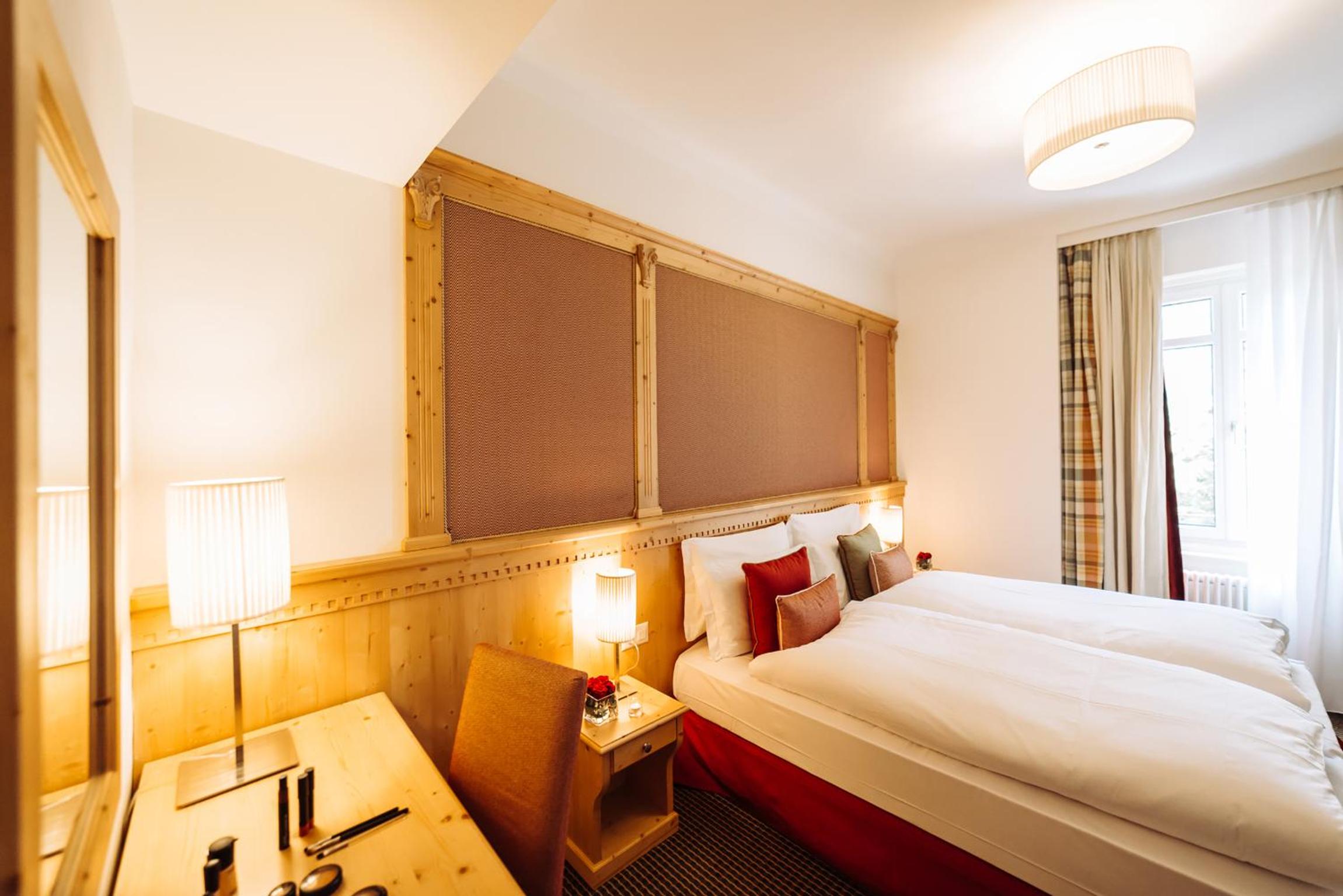 Standard Double or Twin Room with Spa Access - Photo 11