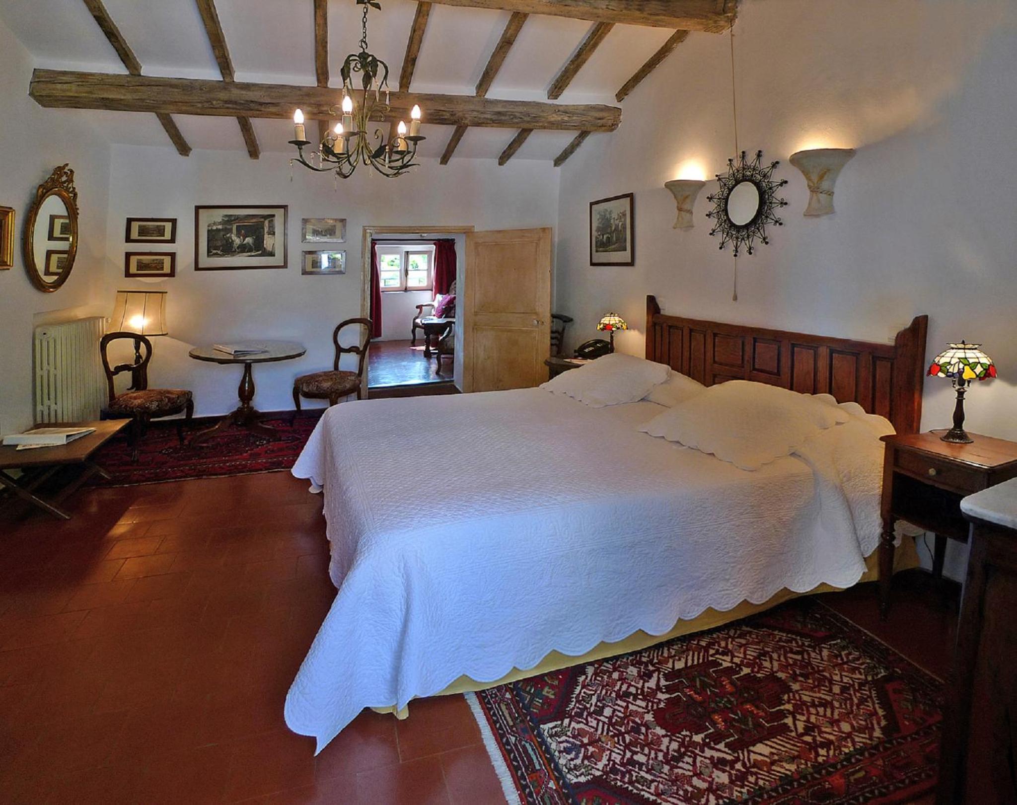 2 Bedroom Suite - Photo 1