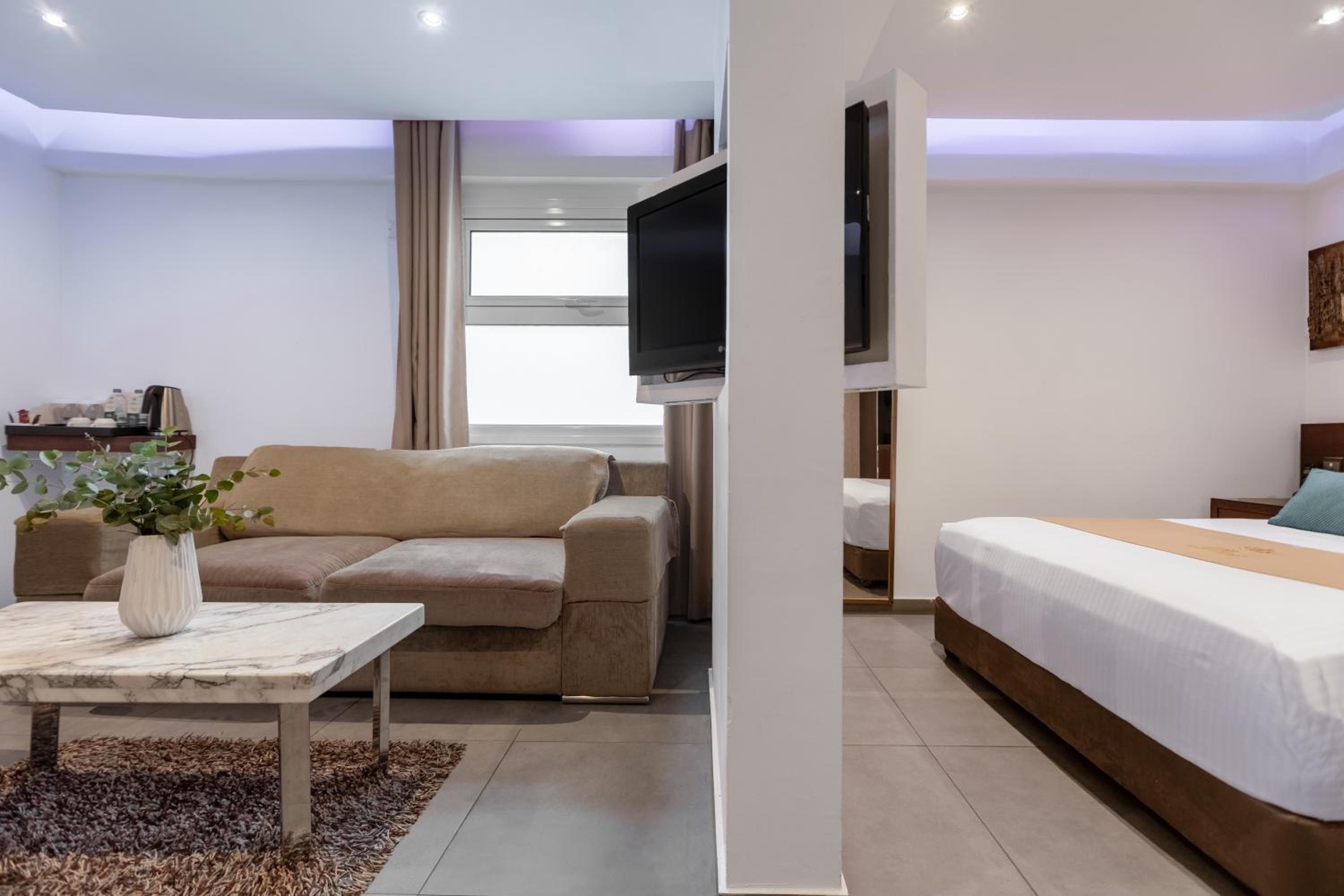 Deluxe Double Room photo 3
