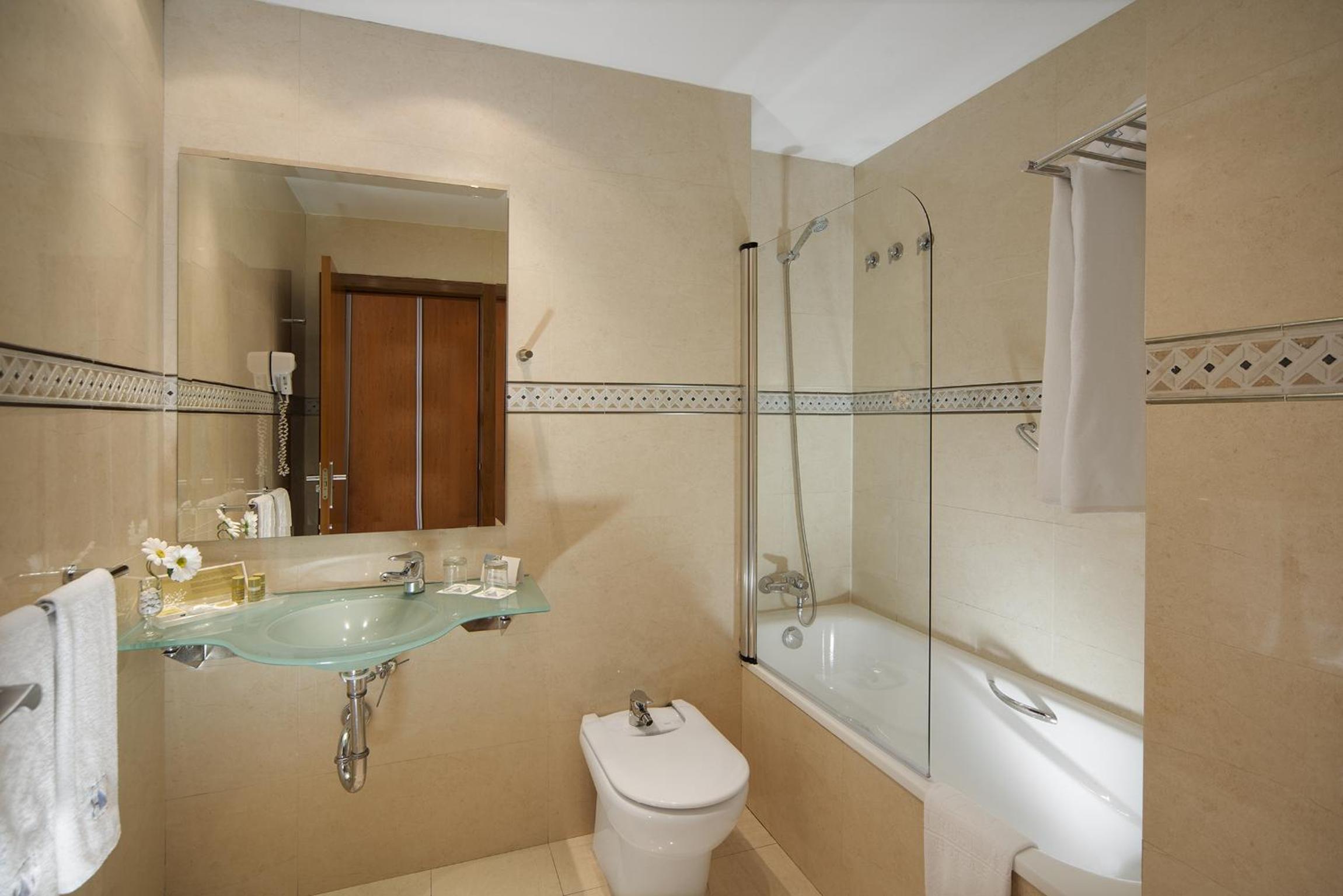 Junior Suite - Photo 6
