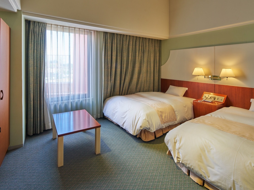 Basic Double or Twin Room, Non Smoking - Photo 2