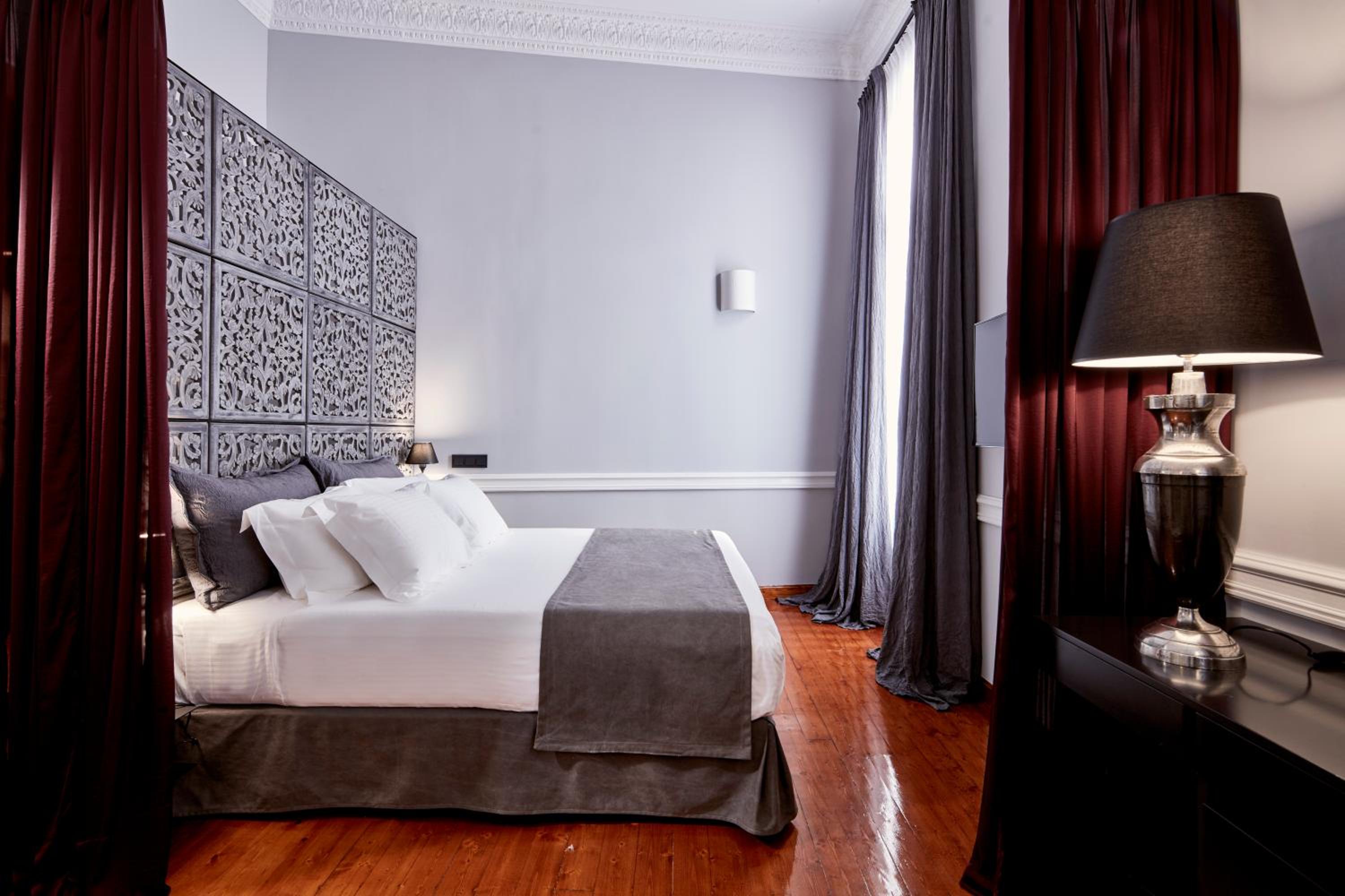 Junior Suite with Acropolis View