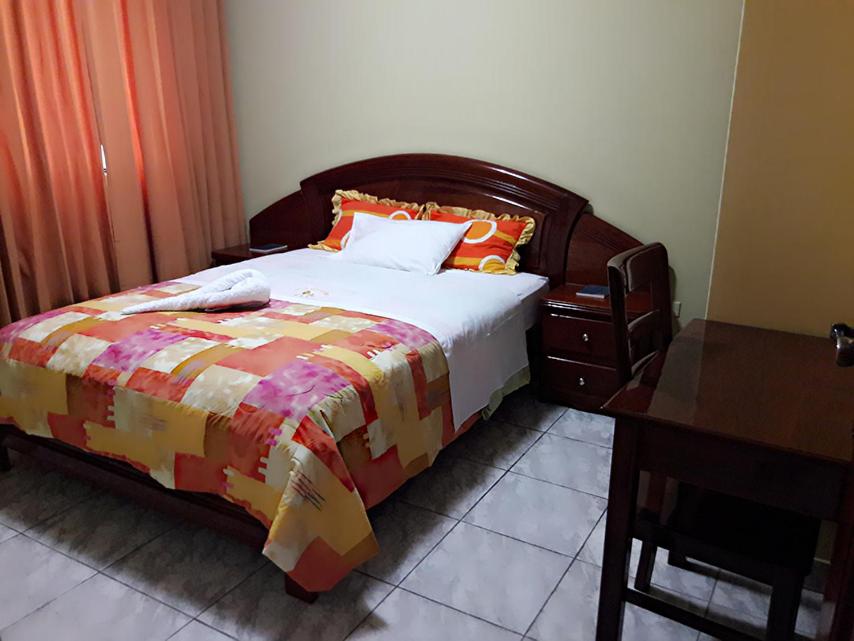 Standard Queen Room photo 1
