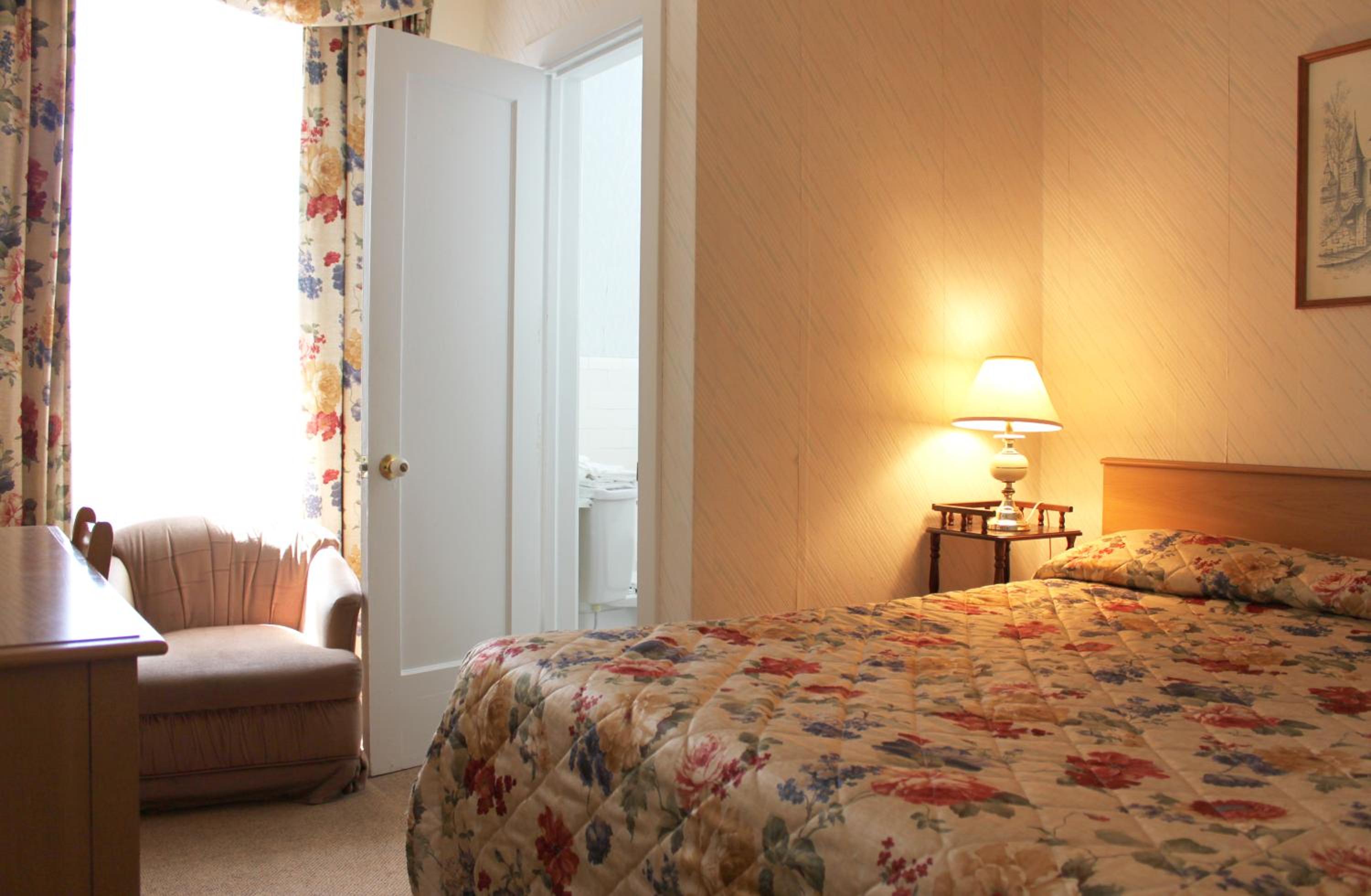 Double Room - Non-Smoking