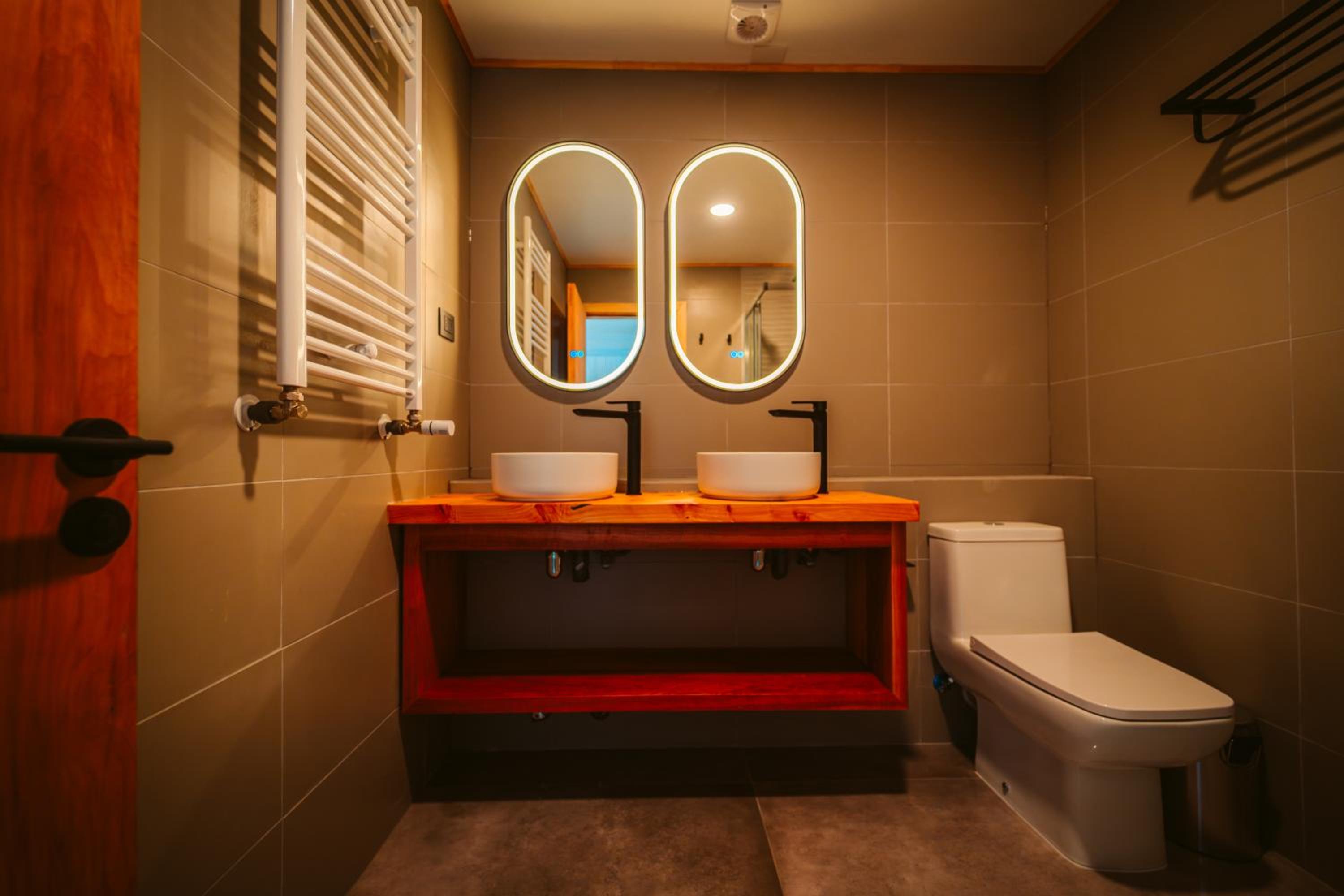 Deluxe Double Room with Bath