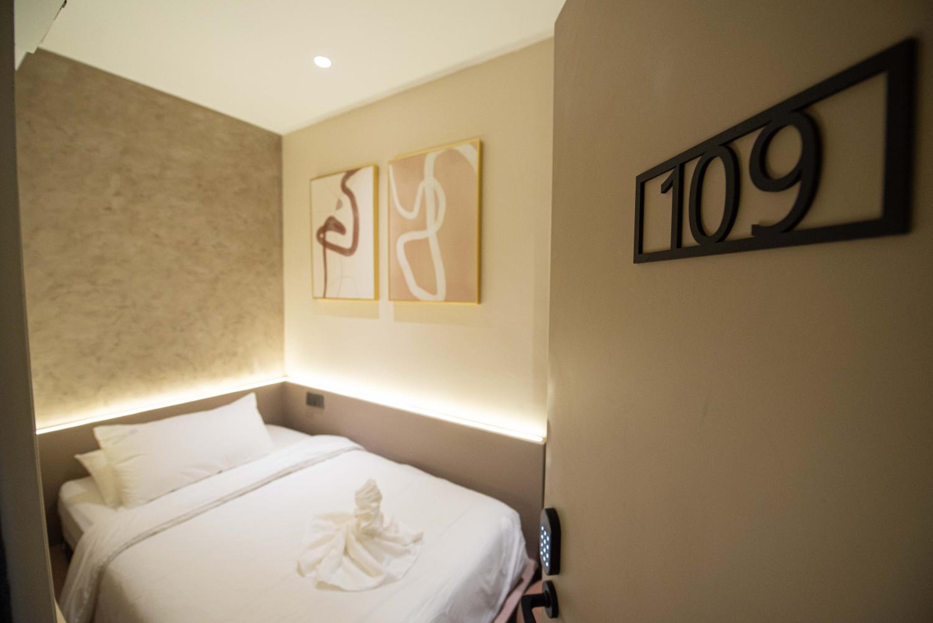 Single Room with Bathroom