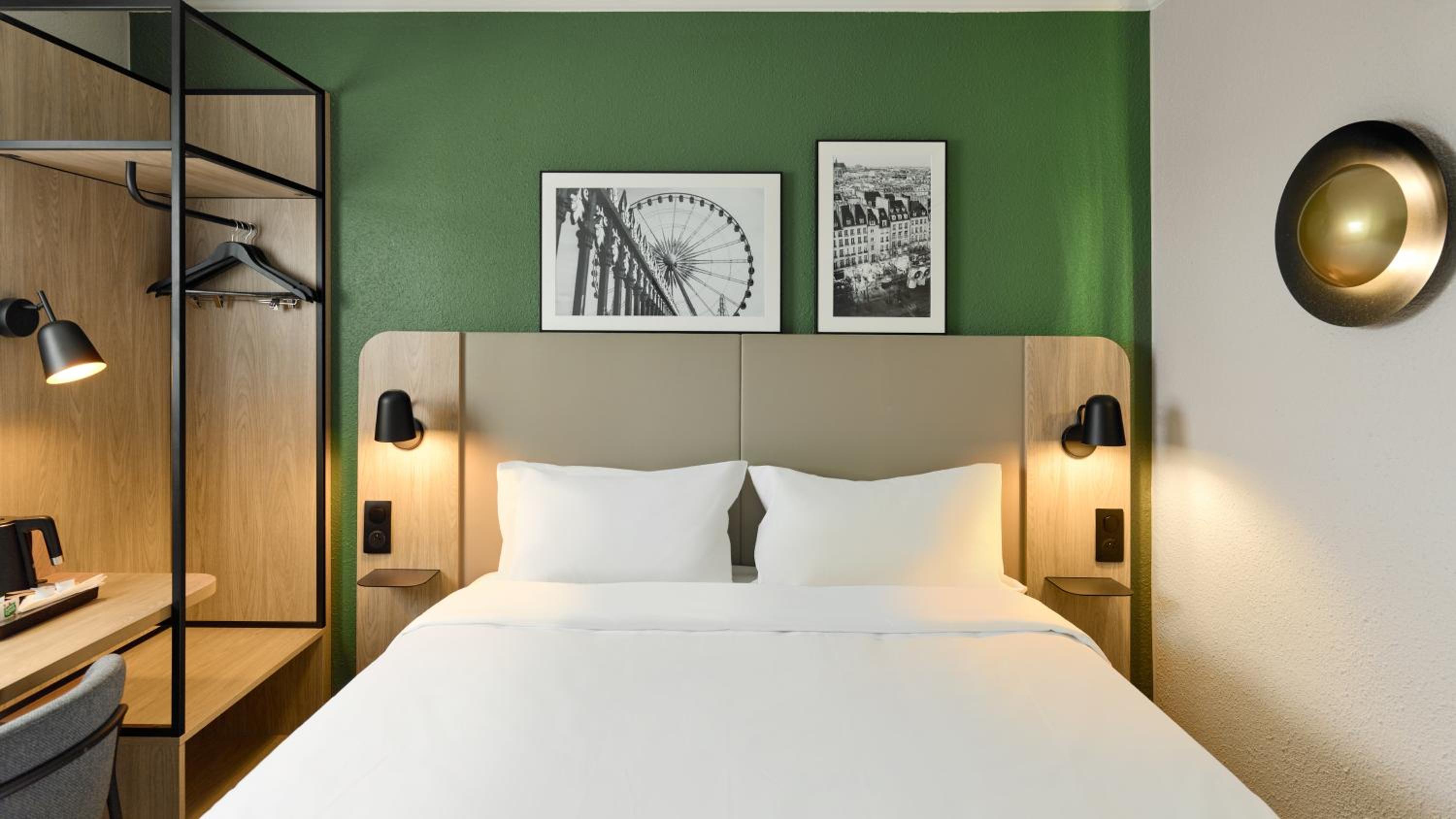 Standard Queen Room - Photo 4