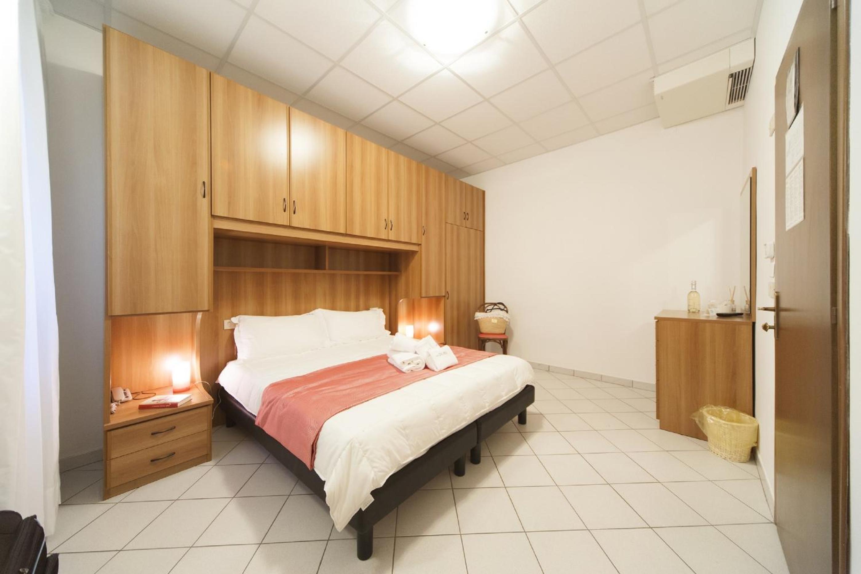 Triple Room photo 2