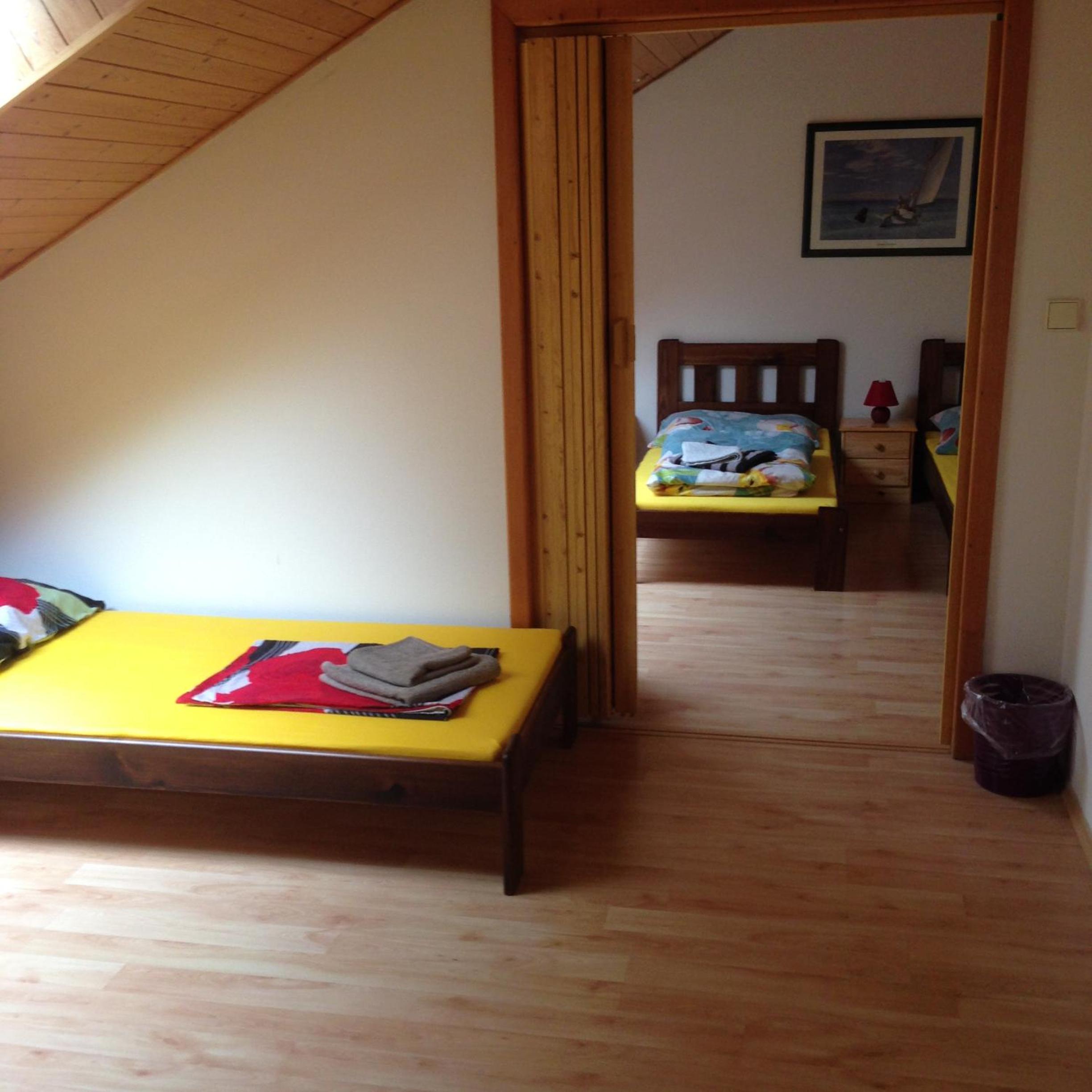 Family Room with Private Bathroom photo 3
