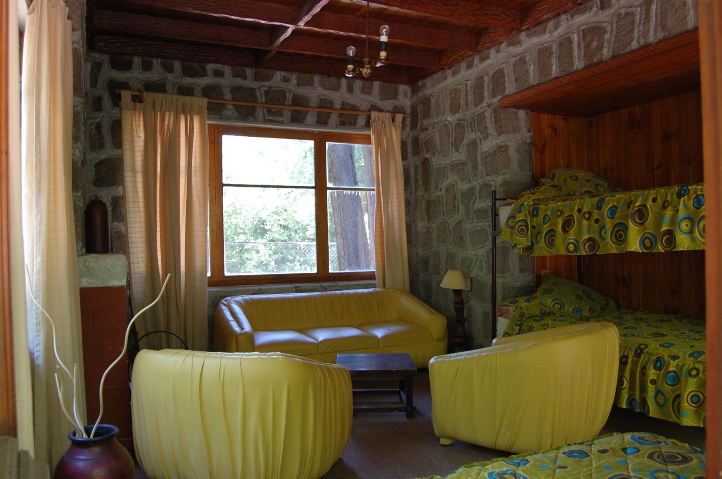 Bungalow (6 Adults) photo 3