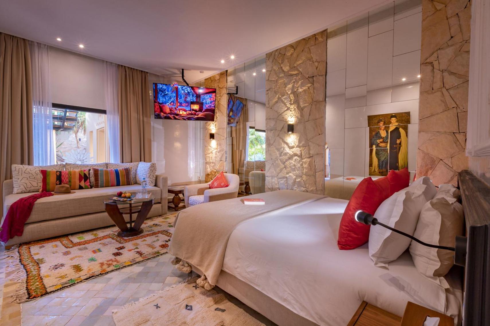 Junior Suite with Pool View