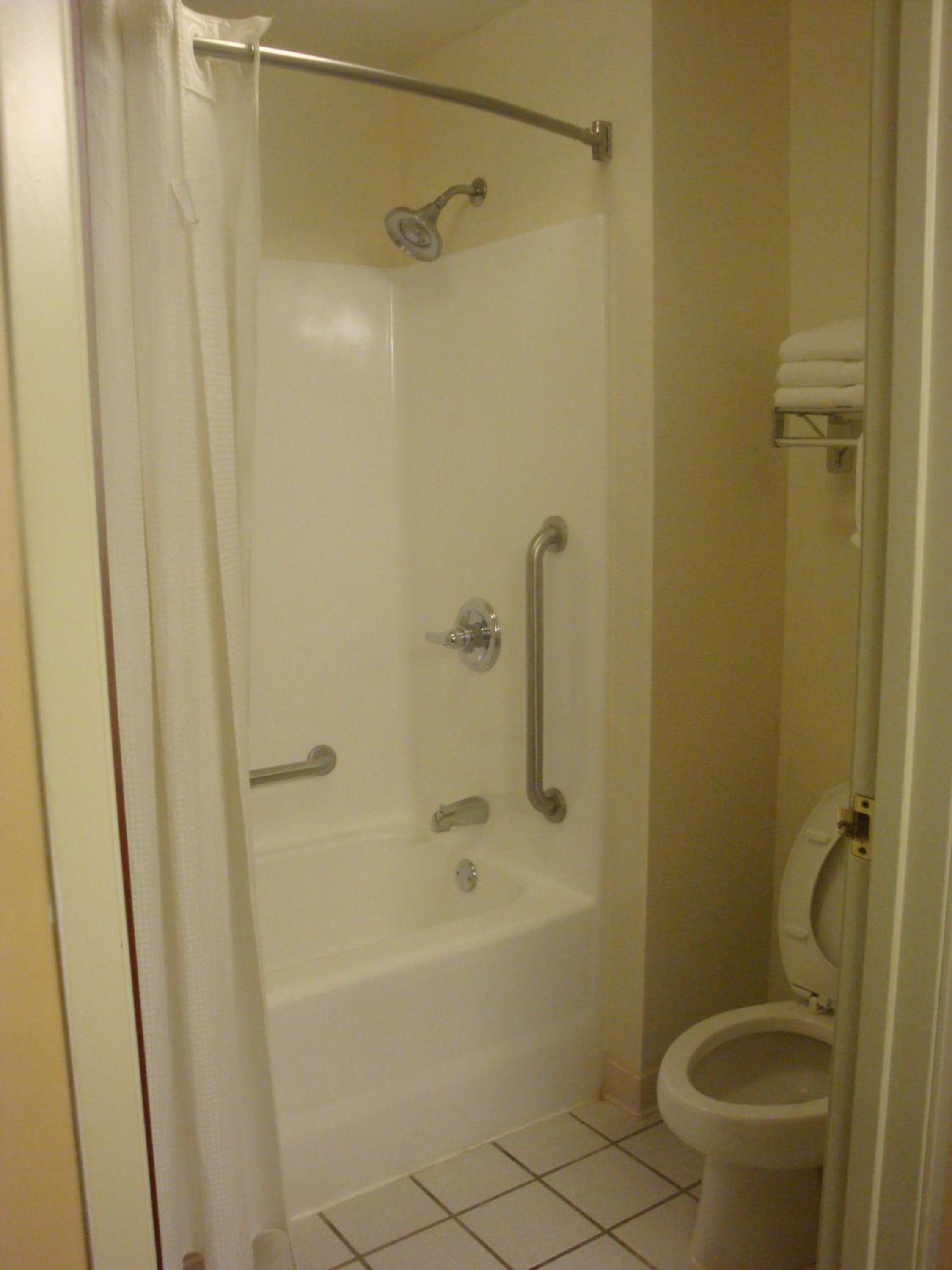 Double Queen Room - Photo 3