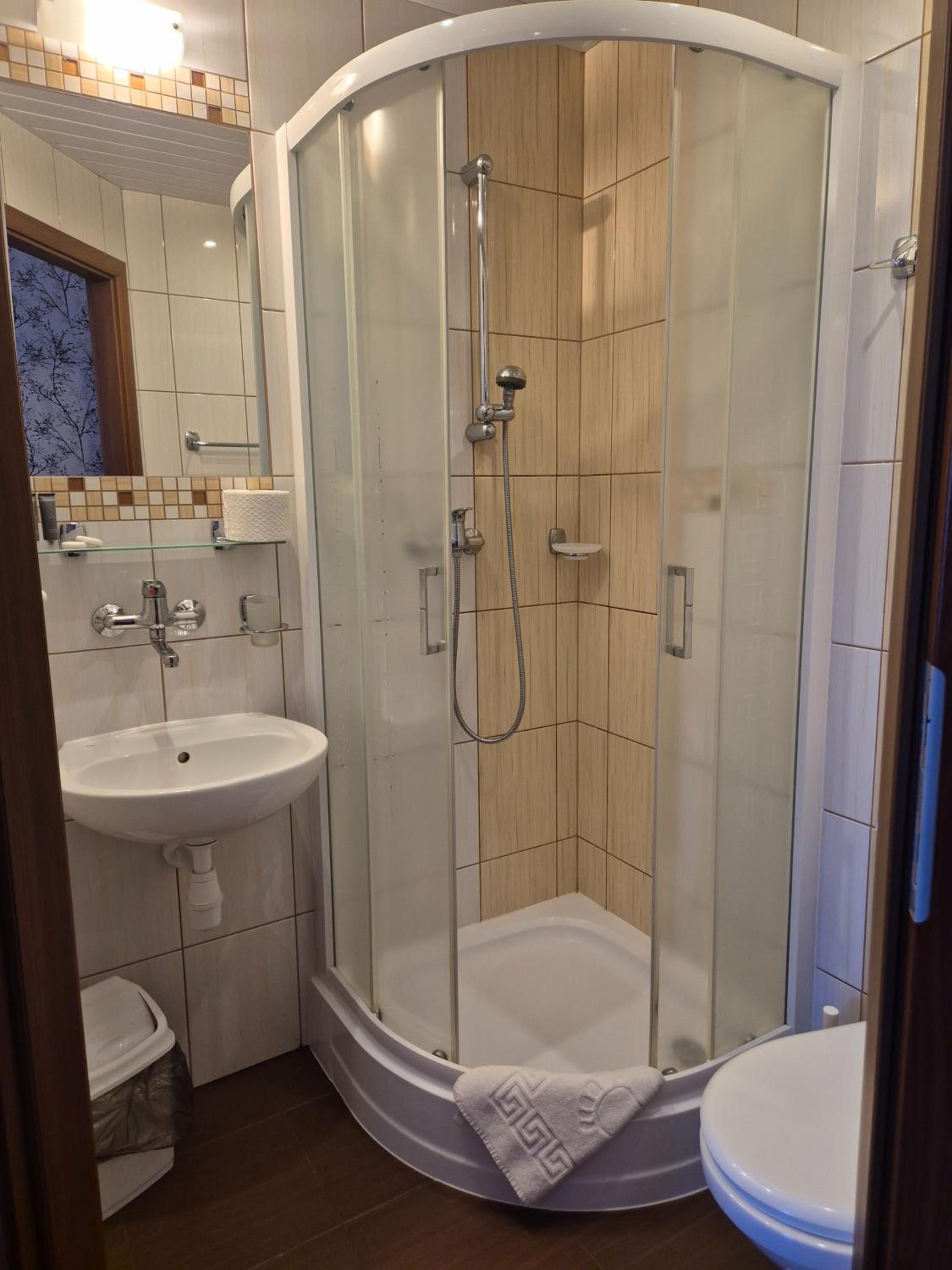 Standard Double or Twin Room photo 2