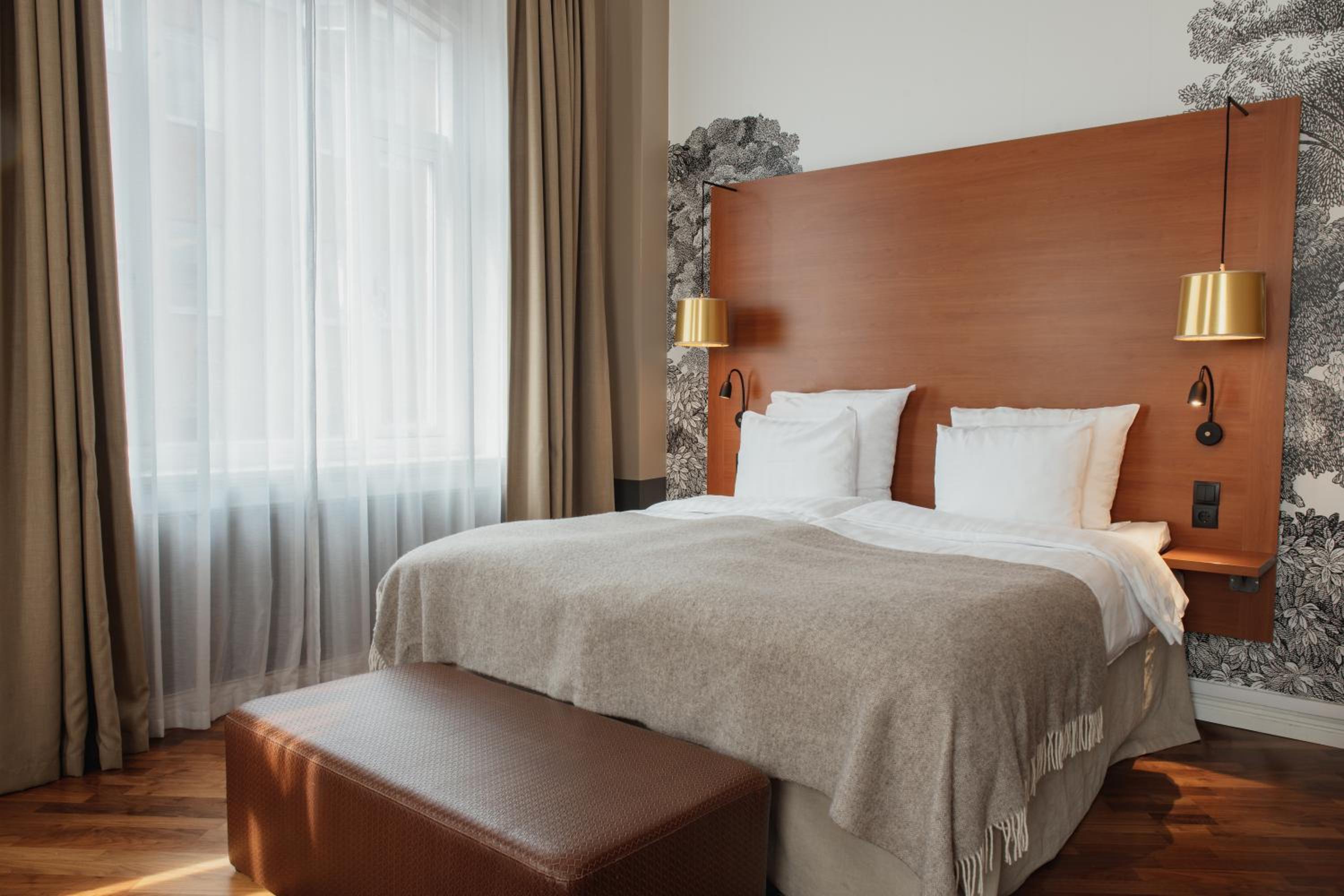 Deluxe Room - Photo 1