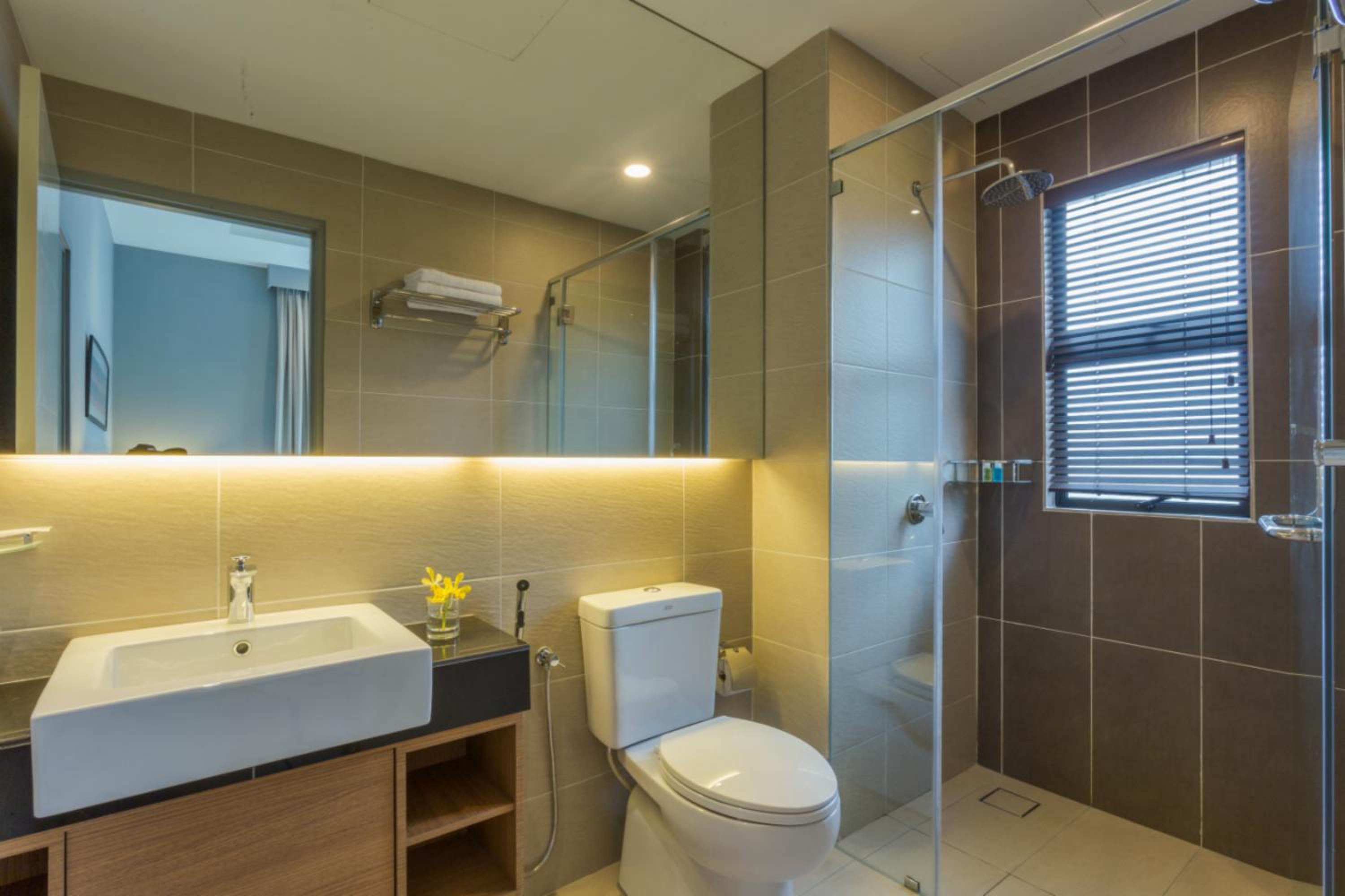 Deluxe One Bedroom Suite
