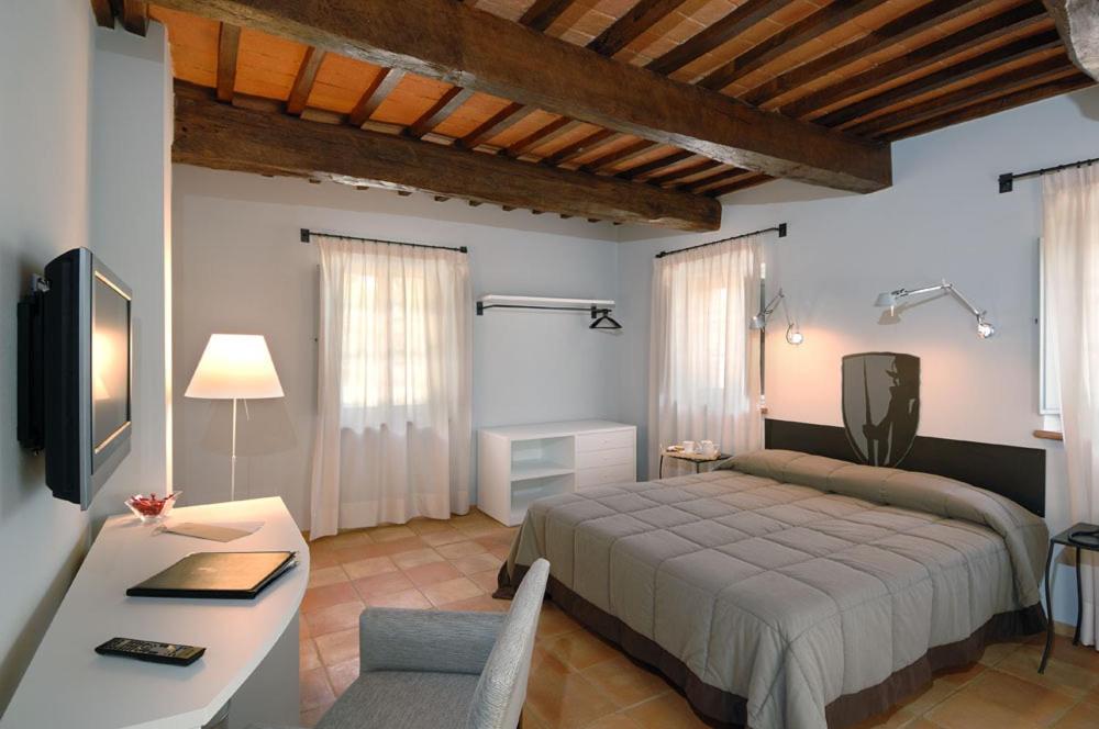 Double Room - Photo 4