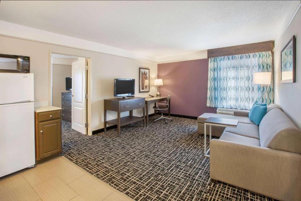 Superior King Room - Photo 1