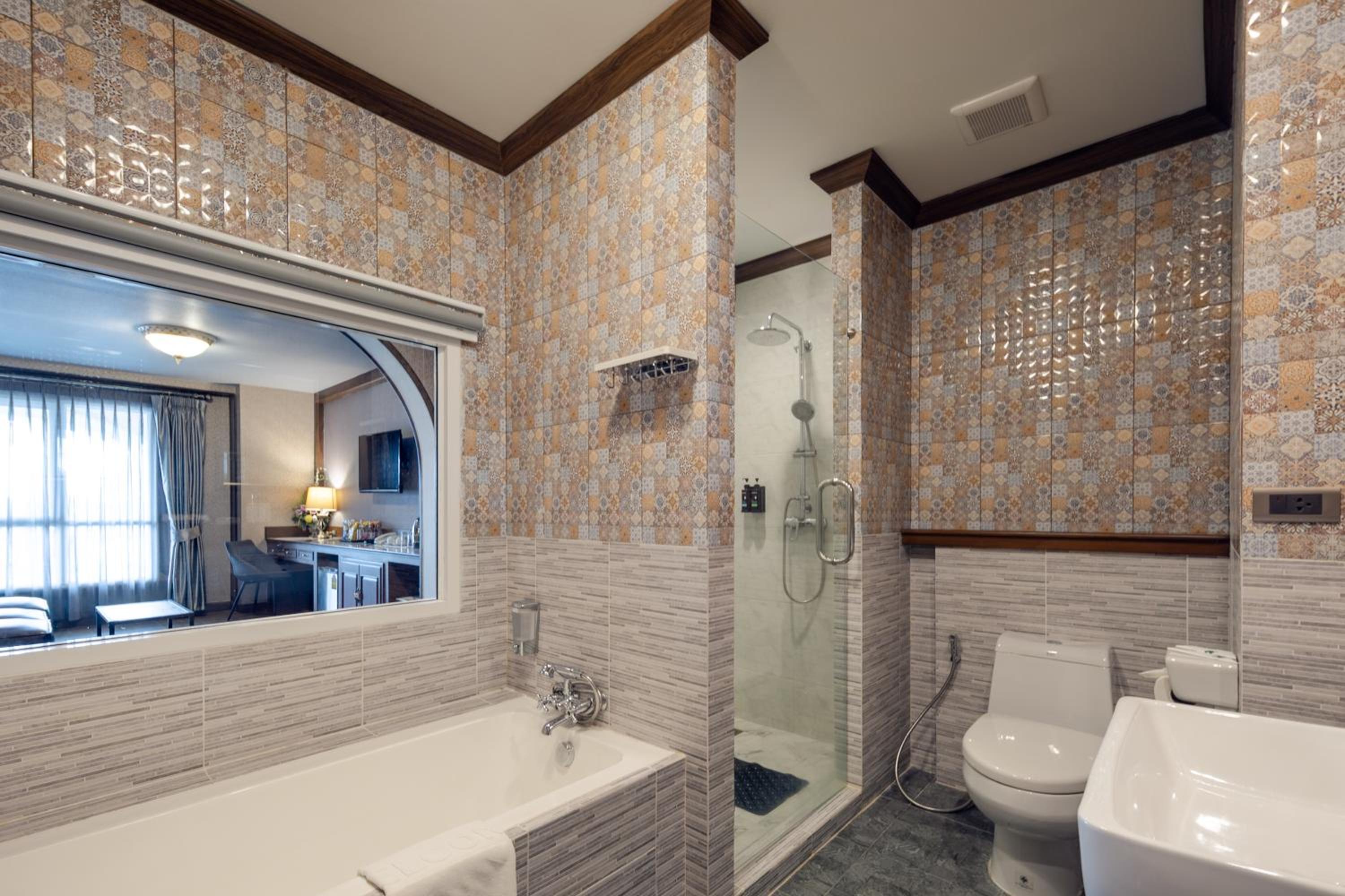 Large Single Room