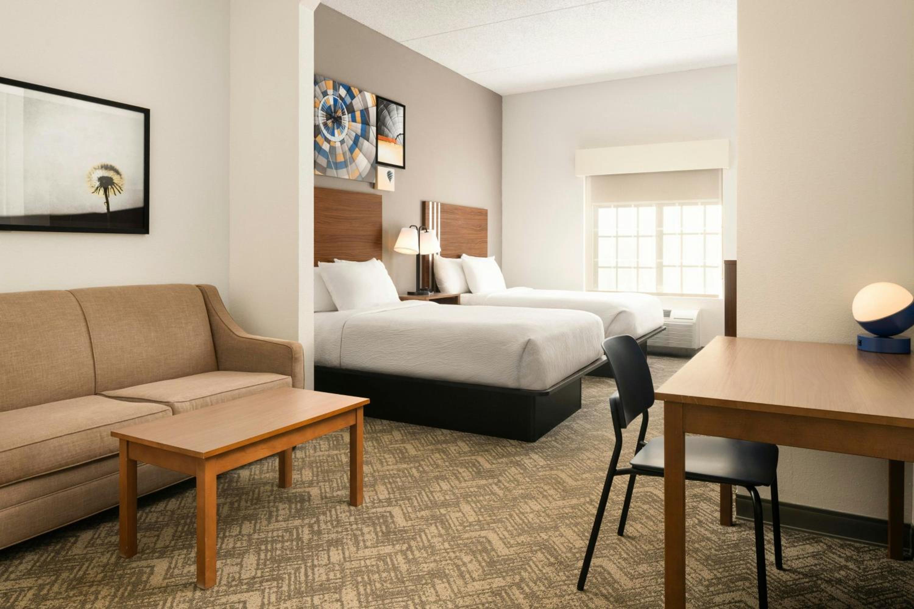 Double Room with Two Double Beds photo 2